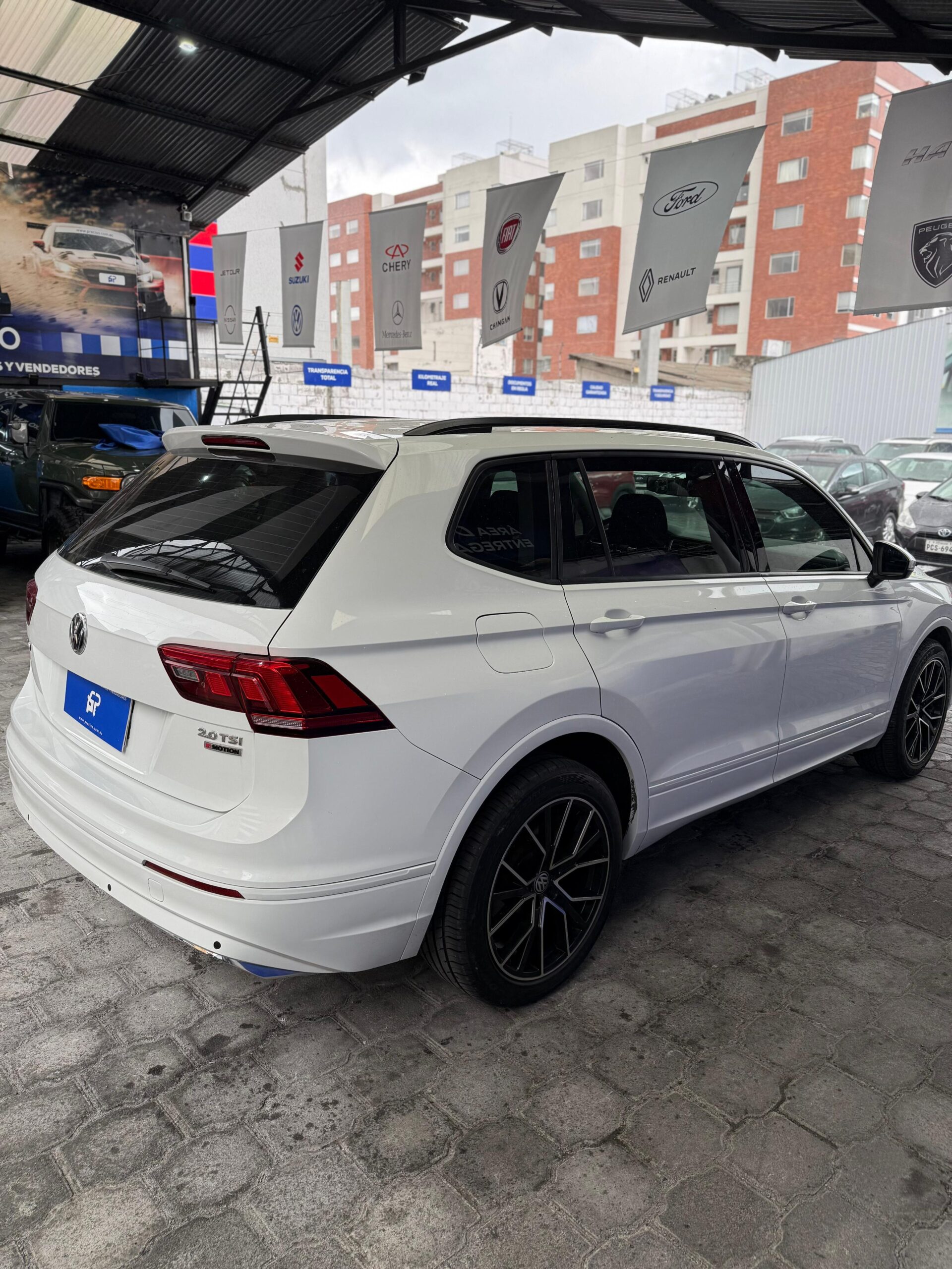 VOLKSWAGEN – TIGUAN AC 2.0 4×4 TA