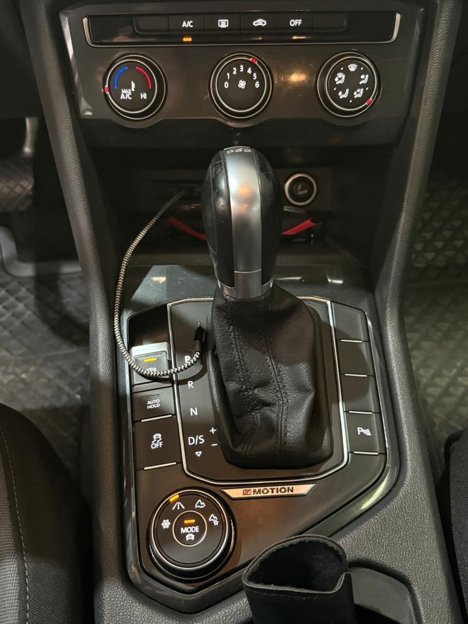 VOLKSWAGEN – TIGUAN AC 2.0 4×4 TA