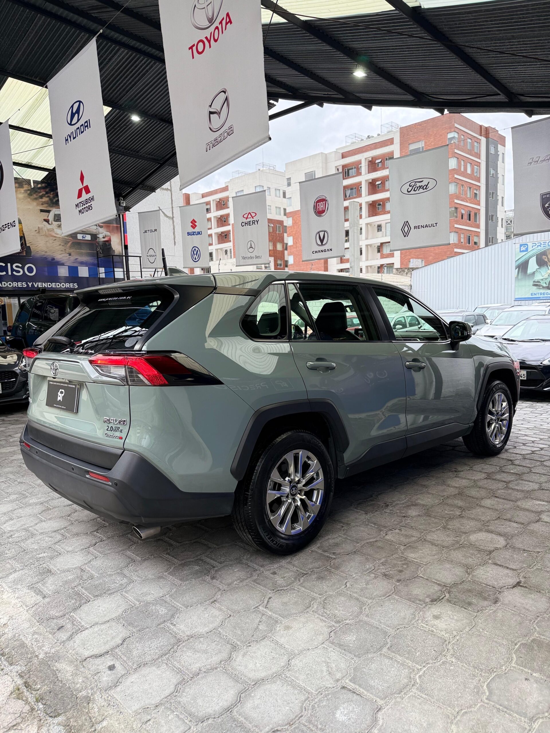 TOYOTA – RAV4 AC 2.0 5p 4×2 TM