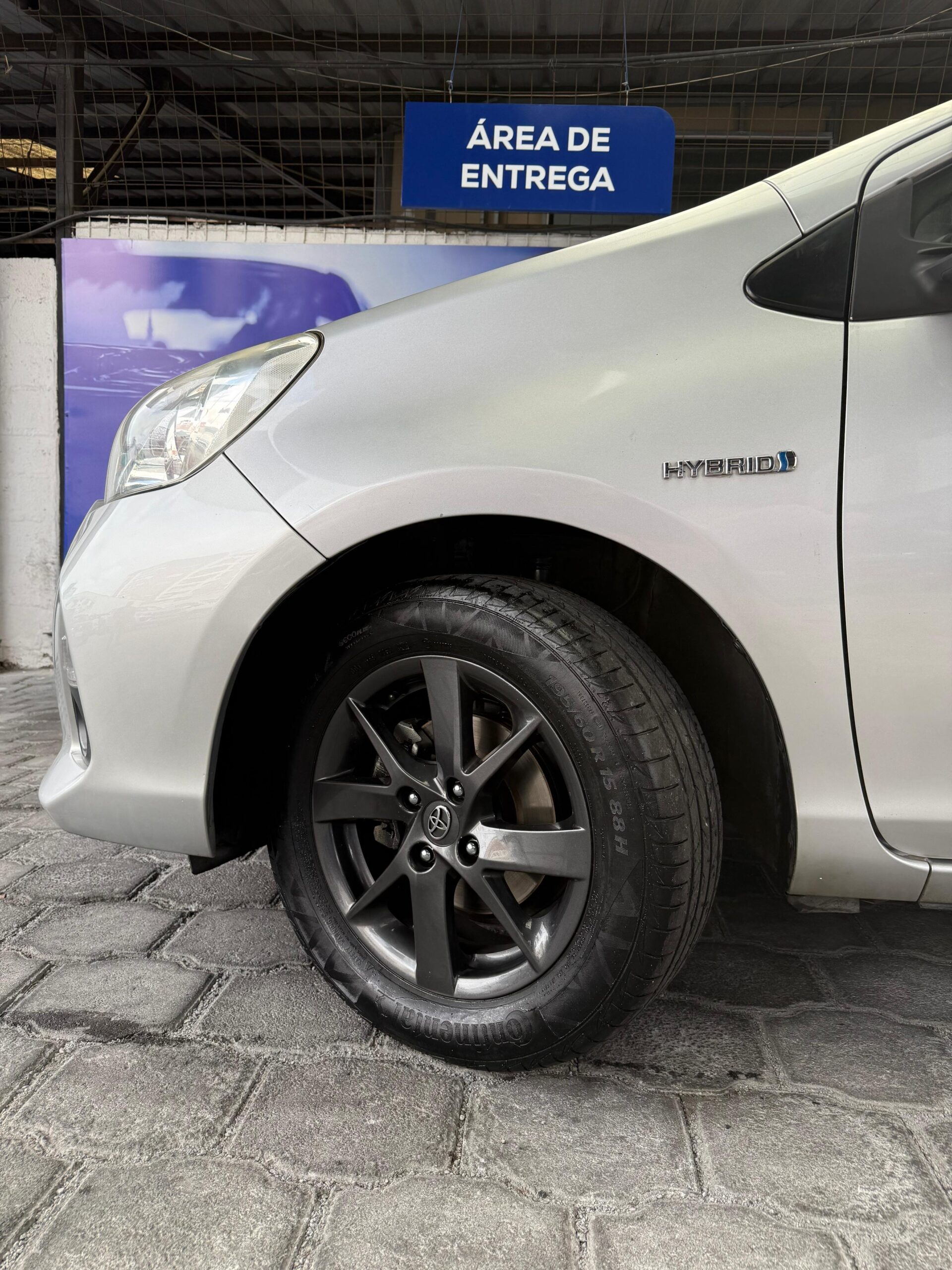 TOYOTA – PRIUS C SPORT AC 1.5 4×2 TA