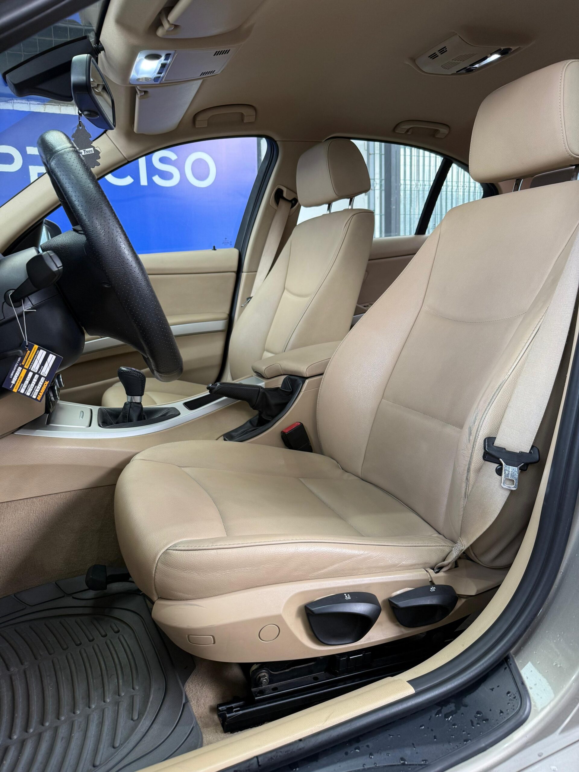 BMW – 320i AC 5p 4×2 TM
