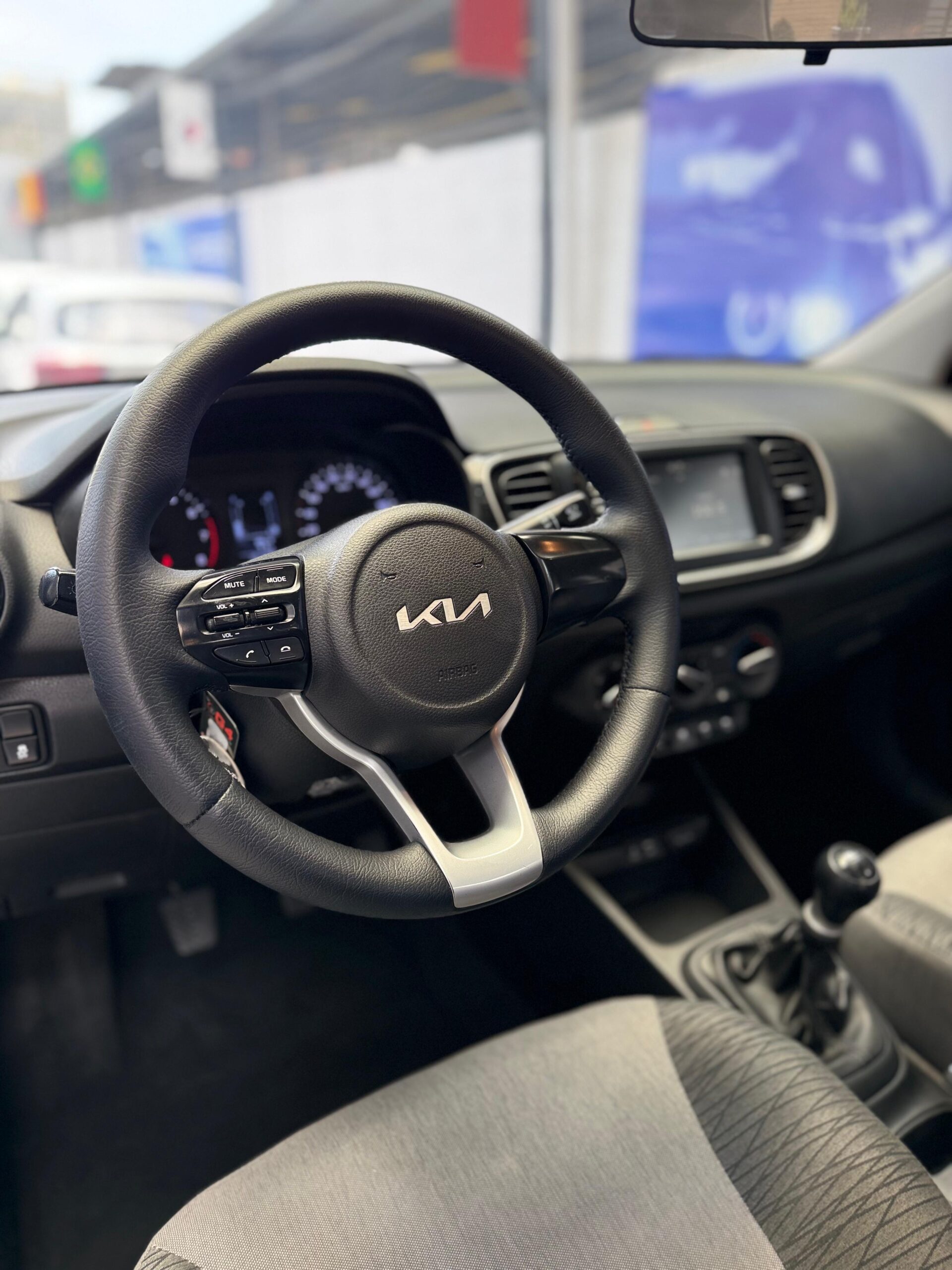 KIA – SOLUTO AC 1.4 5p TM