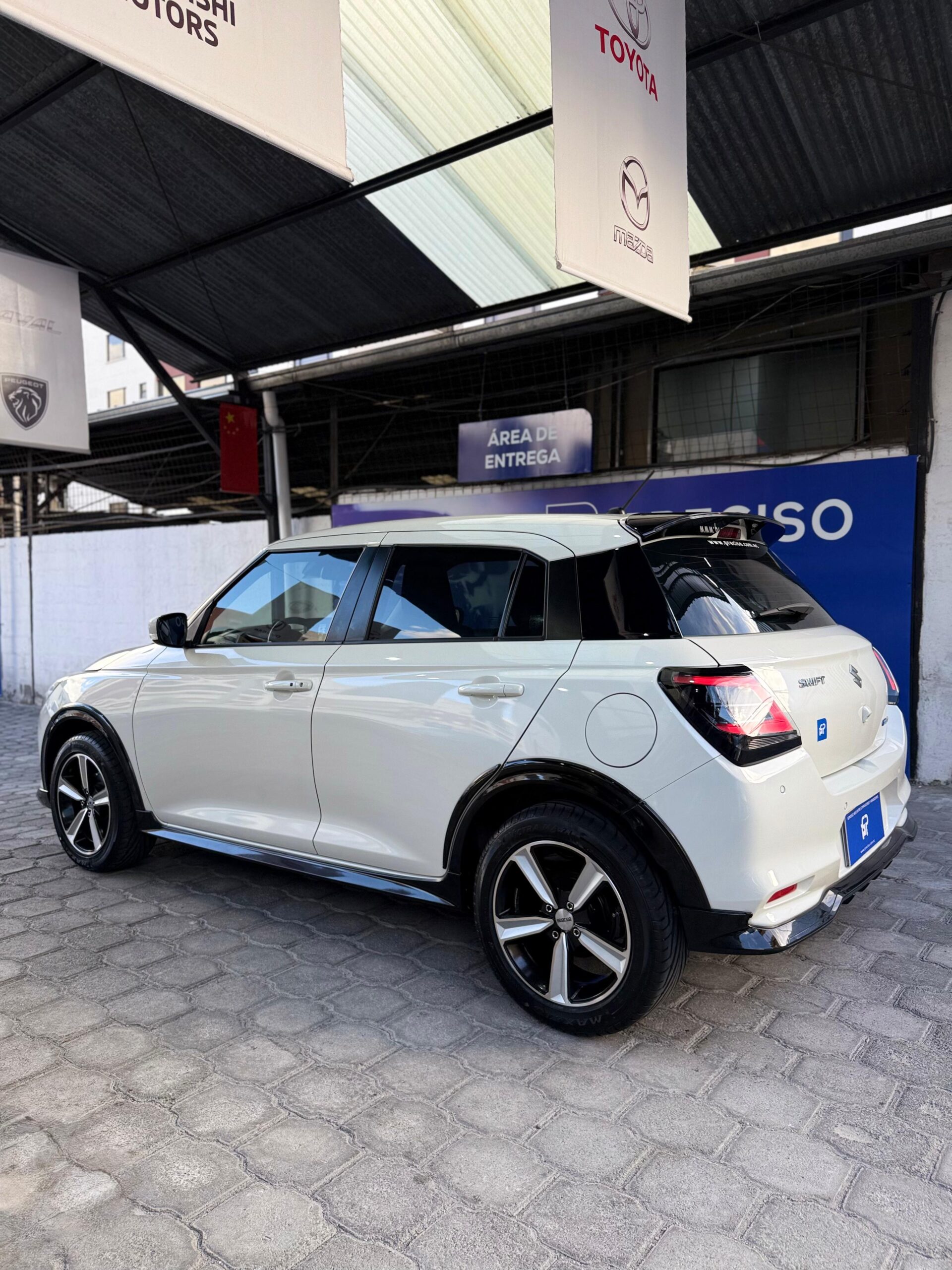 SUZUKI – SWIFT GLX AC 1.2 5p 4×2 TM