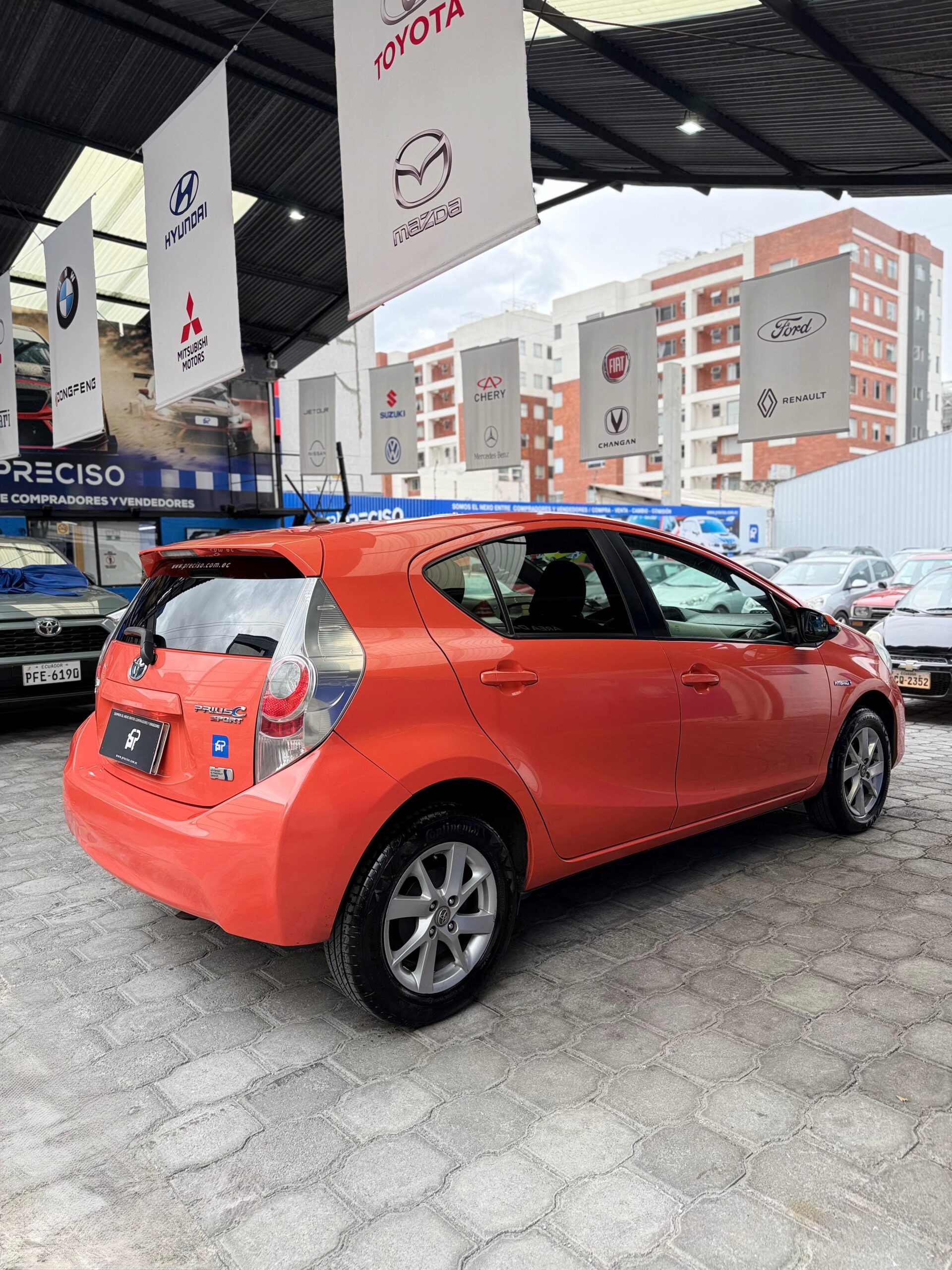 TOYOTA – PRIUS C AC 1.5 5p 4×2 TA