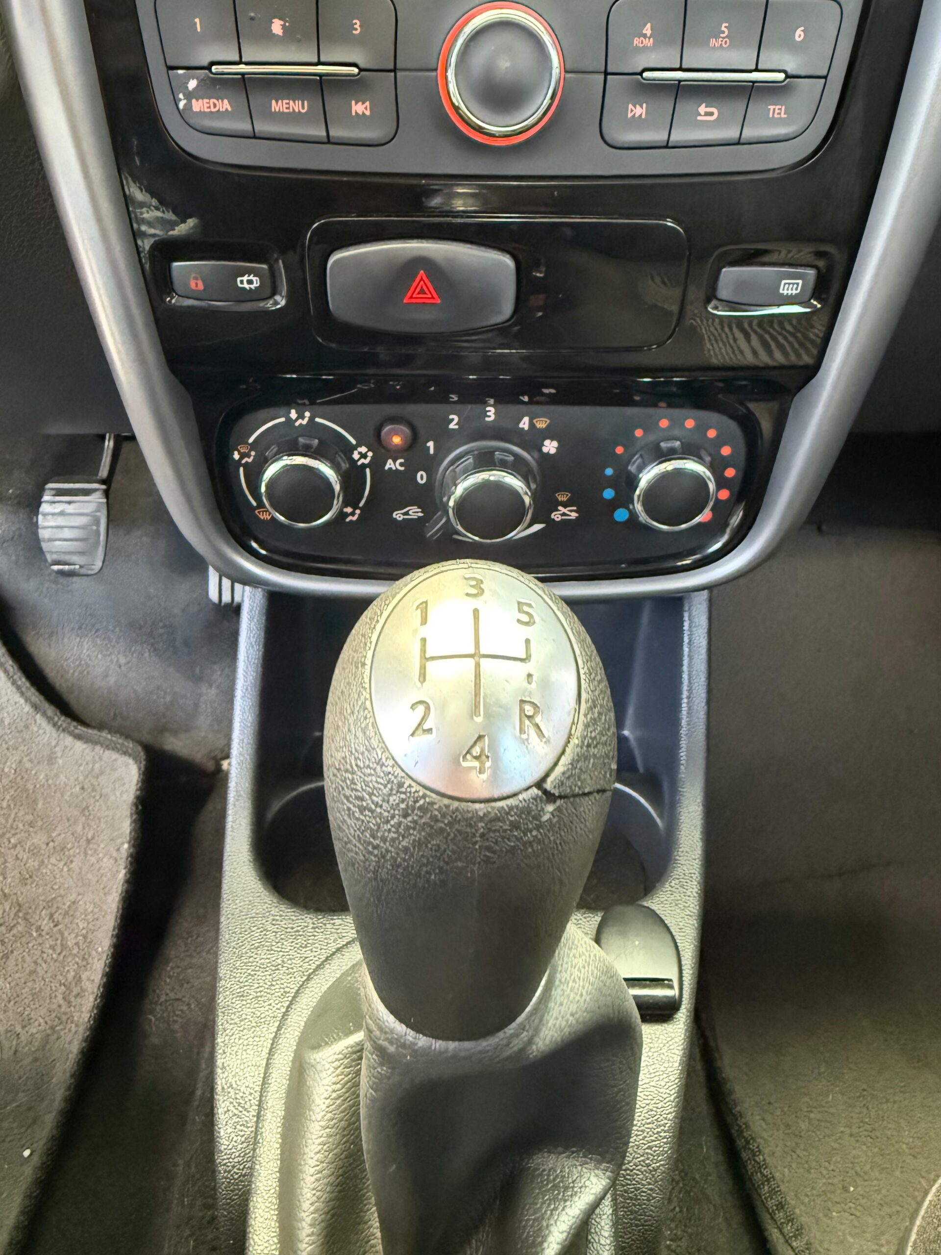 RENAULT – LOGAN DYNAMIC AC 1.6 5p 4×2 TM