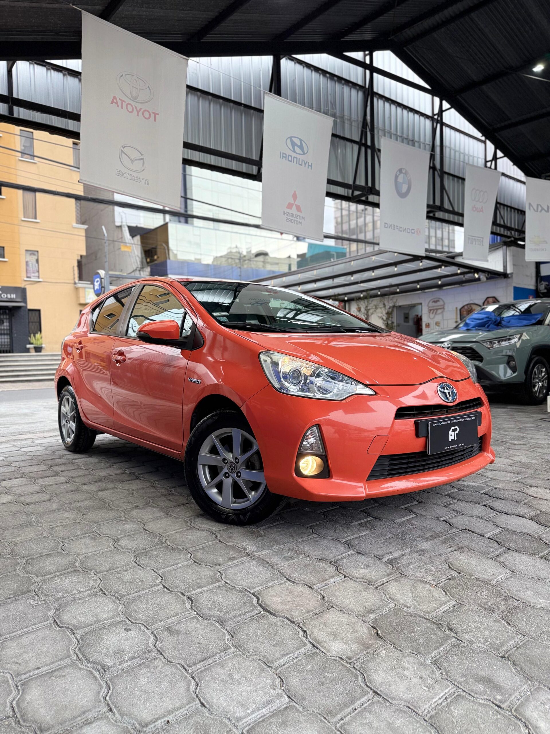 TOYOTA – PRIUS C AC 1.5 5p 4×2 TA