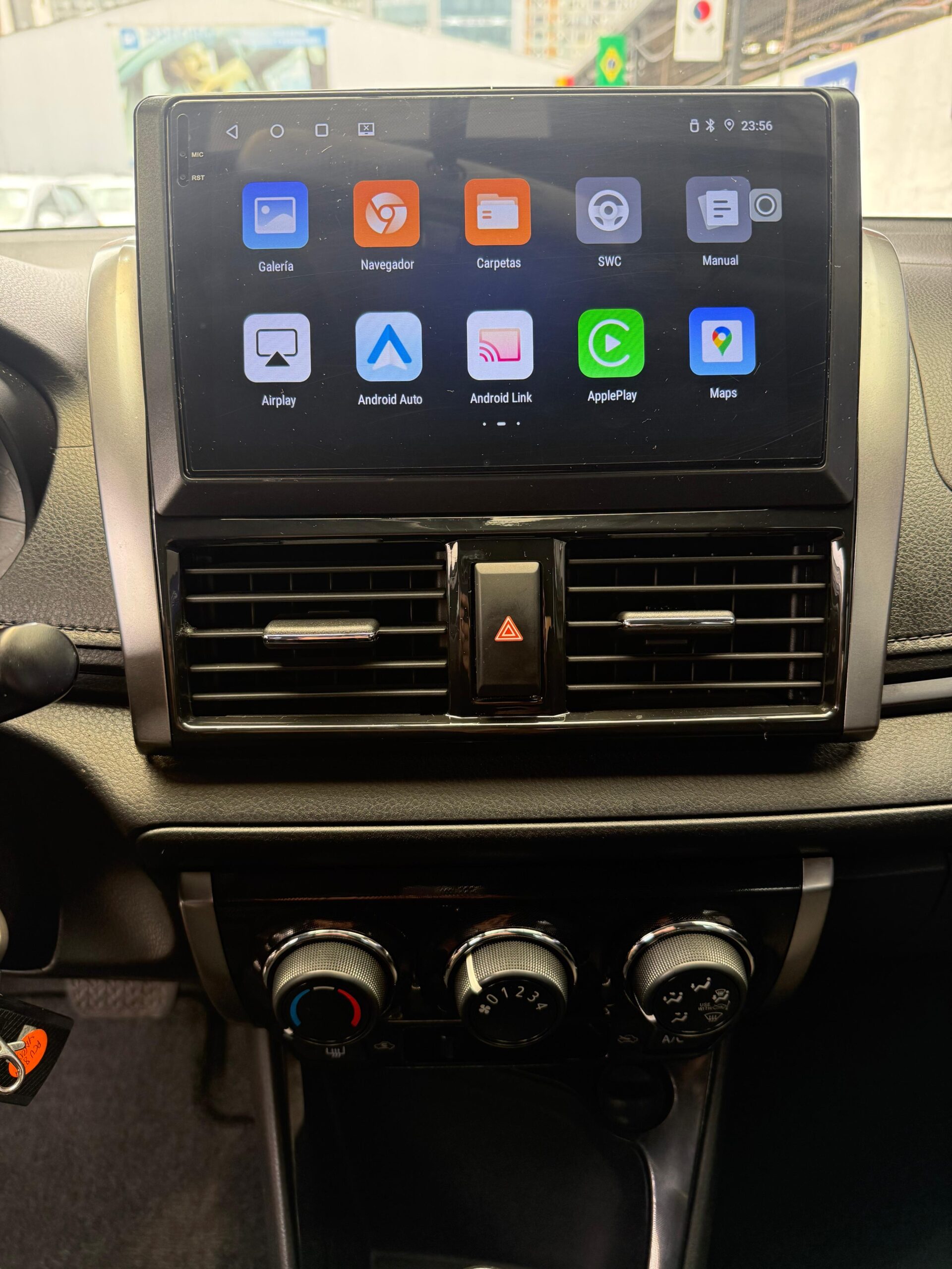 TOYOTA – YARIS SEDAN CVT AC 1.5 5p 4×2 TA