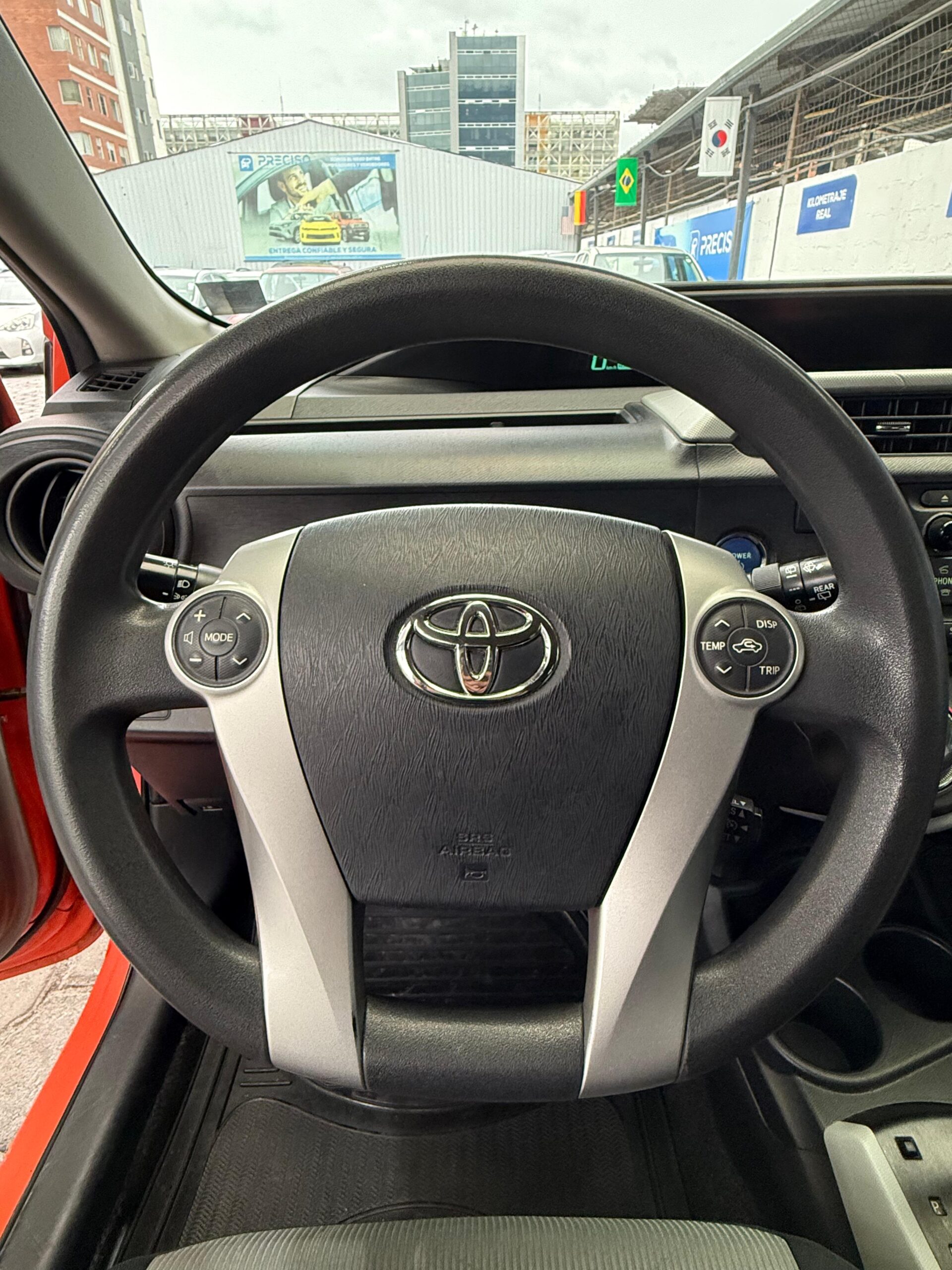 TOYOTA – PRIUS C AC 1.5 5p 4×2 TA