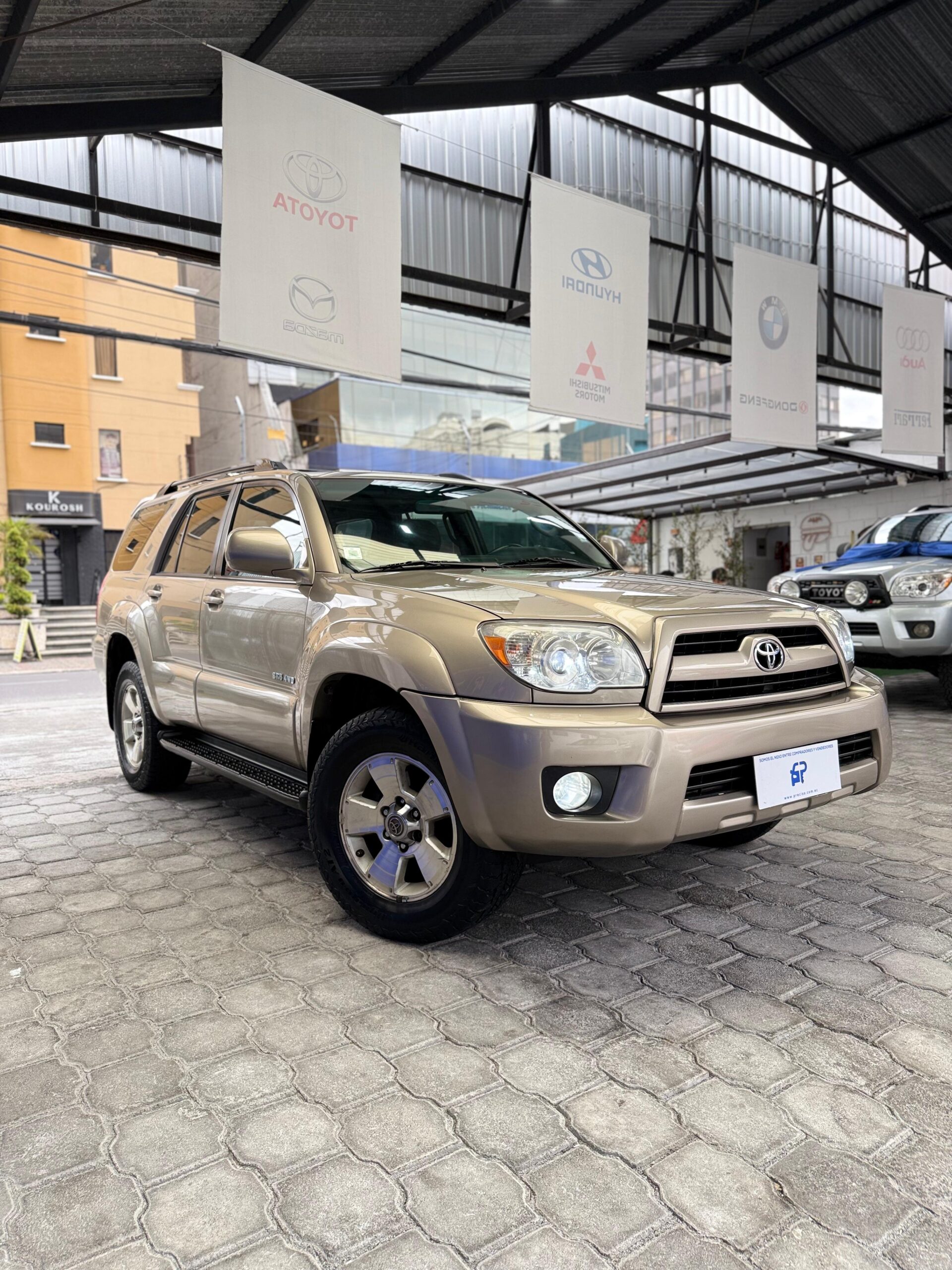 TOYOTA – 4RUNNER SR5 AC 4.0 5p 4×4 TA