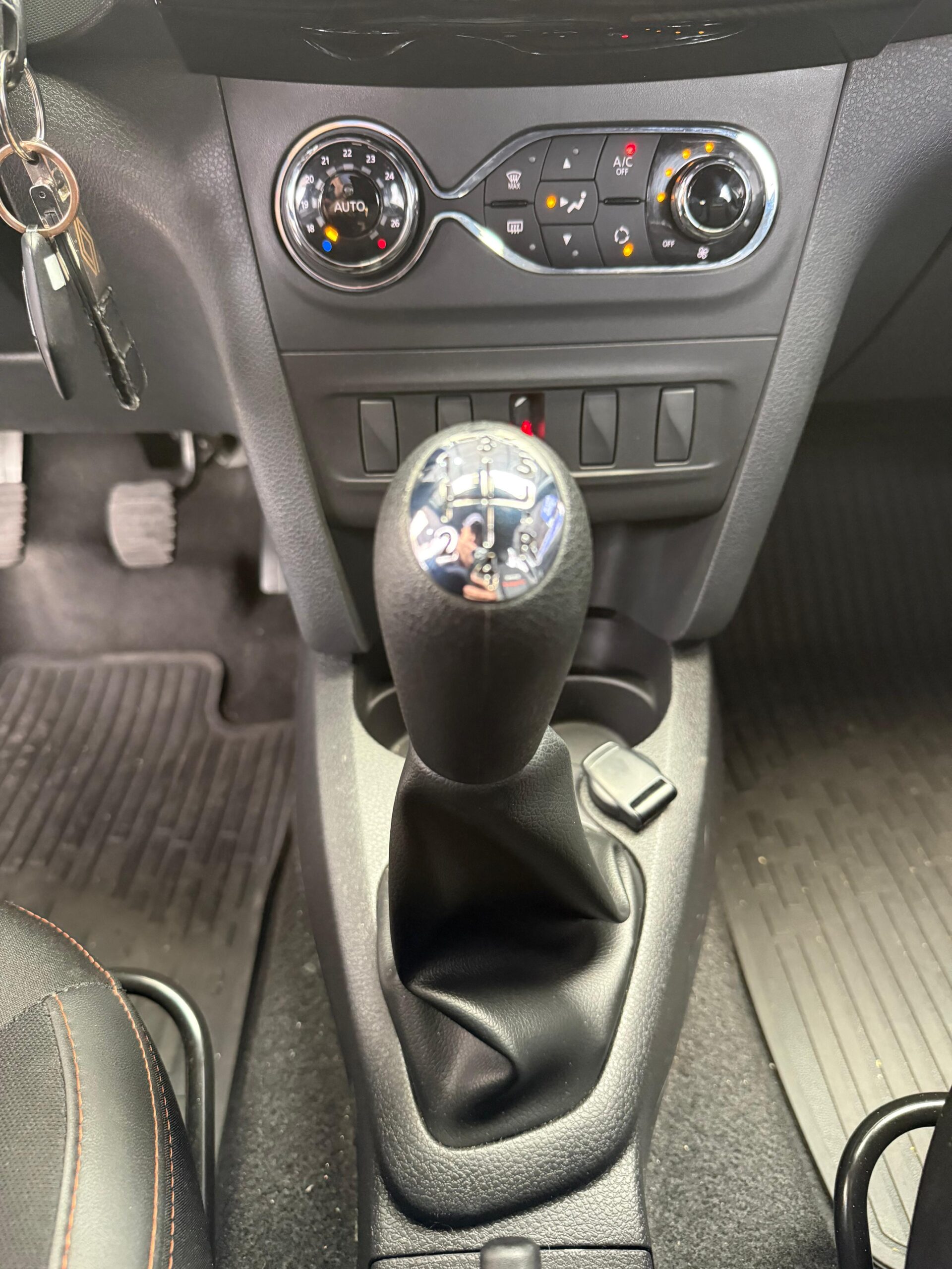 RENAULT – STEPWAY FASE II AC 1.6 5p 4×2 TM
