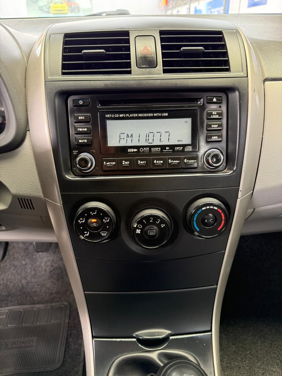 TOYOTA – COROLLA AC 1.6 5p 4×2 TM