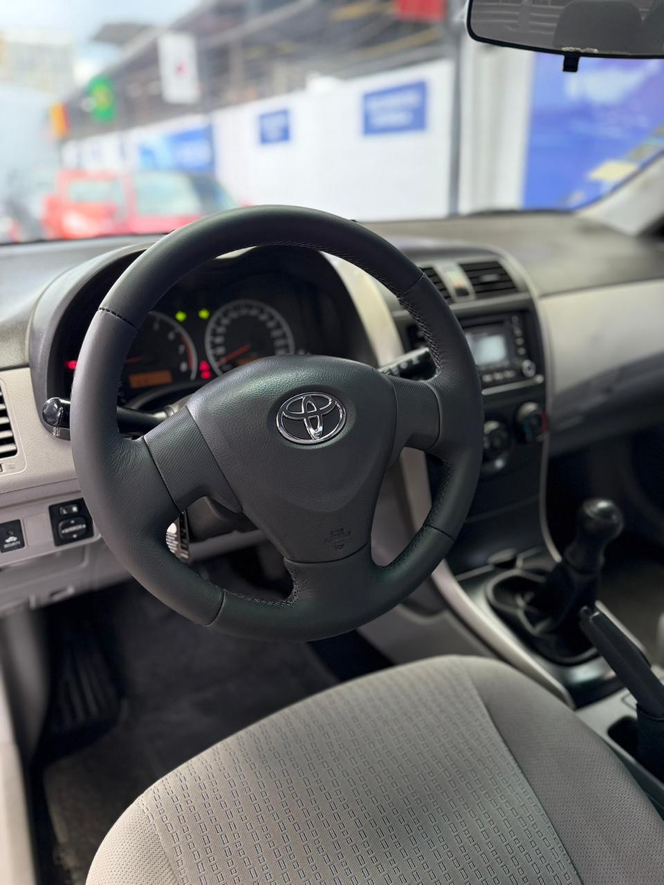 TOYOTA – COROLLA AC 1.6 5p 4×2 TM