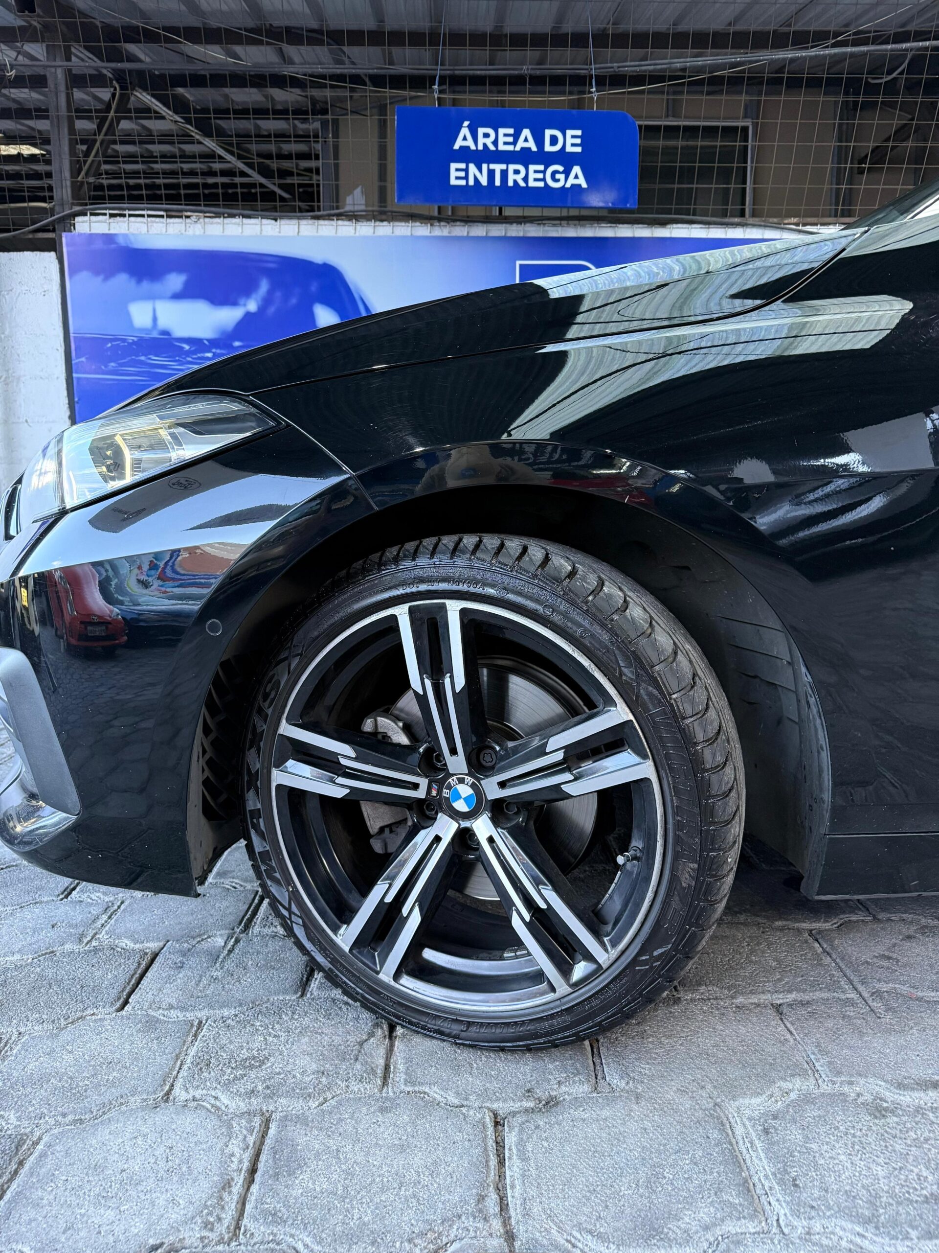 BMW – 218i AC 1.5 5p 4×2 TA