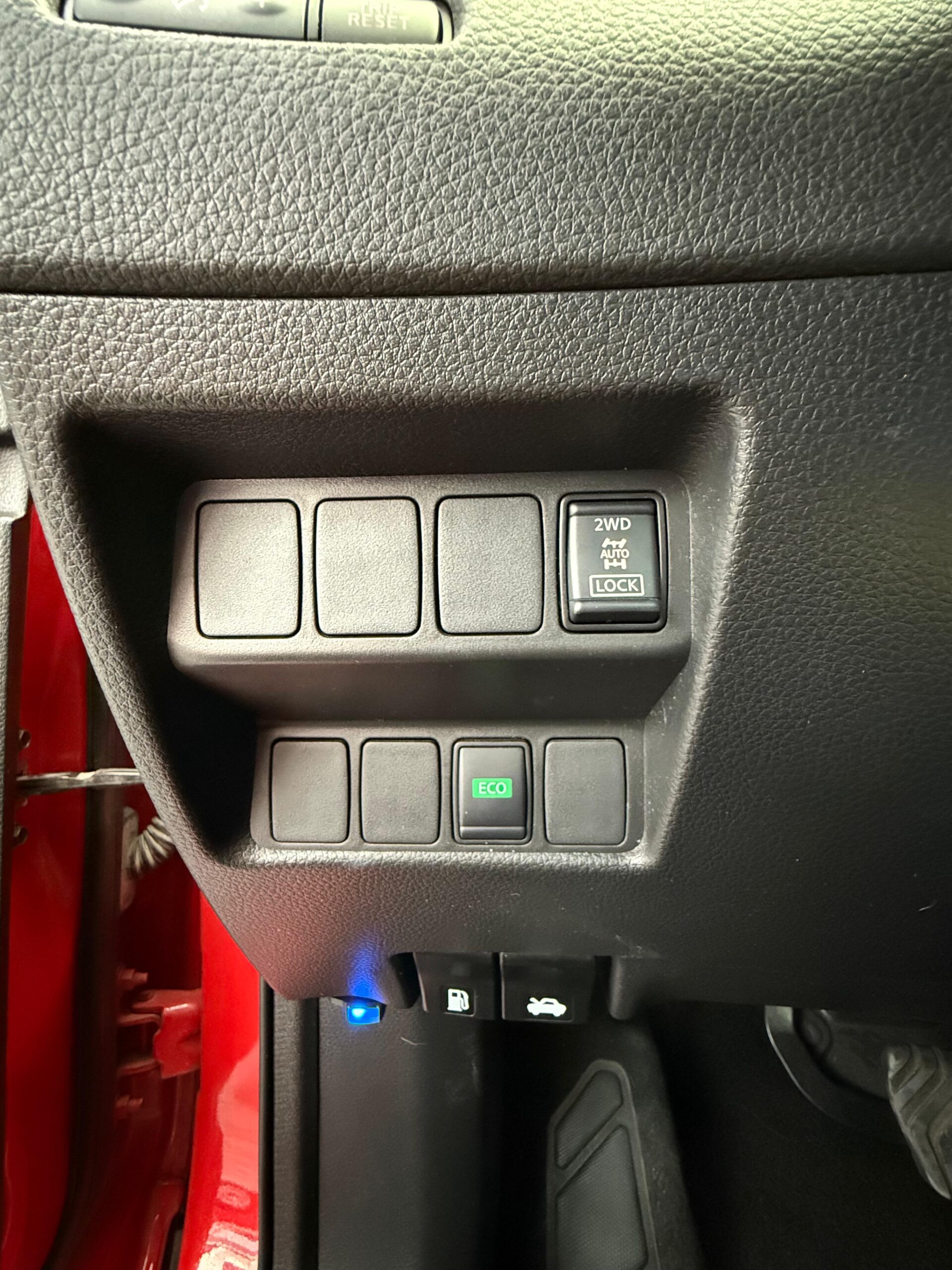NISSAN – QASHQAI EXCLUSIVE AC 2.0 5p 4×4 TA