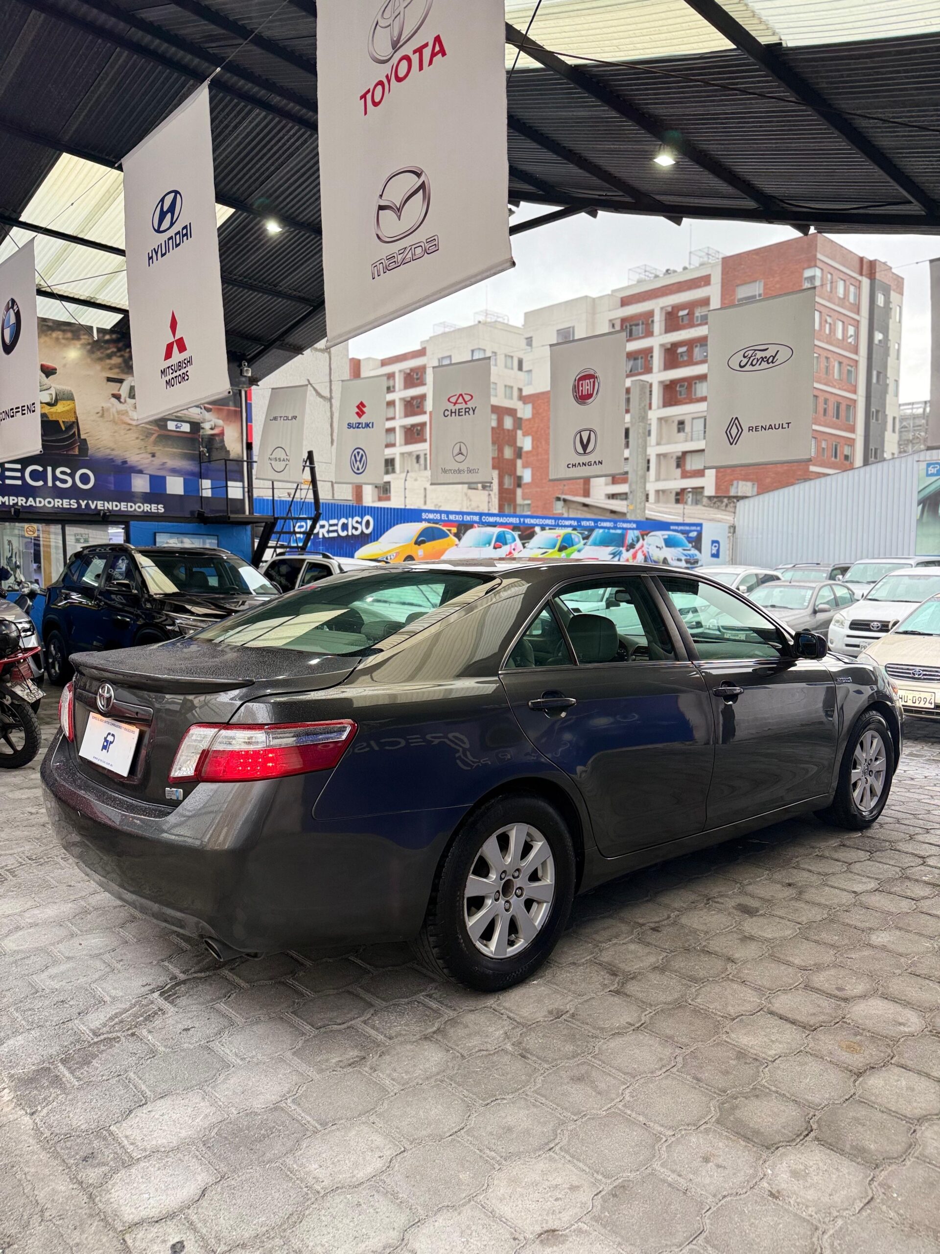 TOYOTA – CAMRY HYBRID AC 2.4 5p 4×2 TA