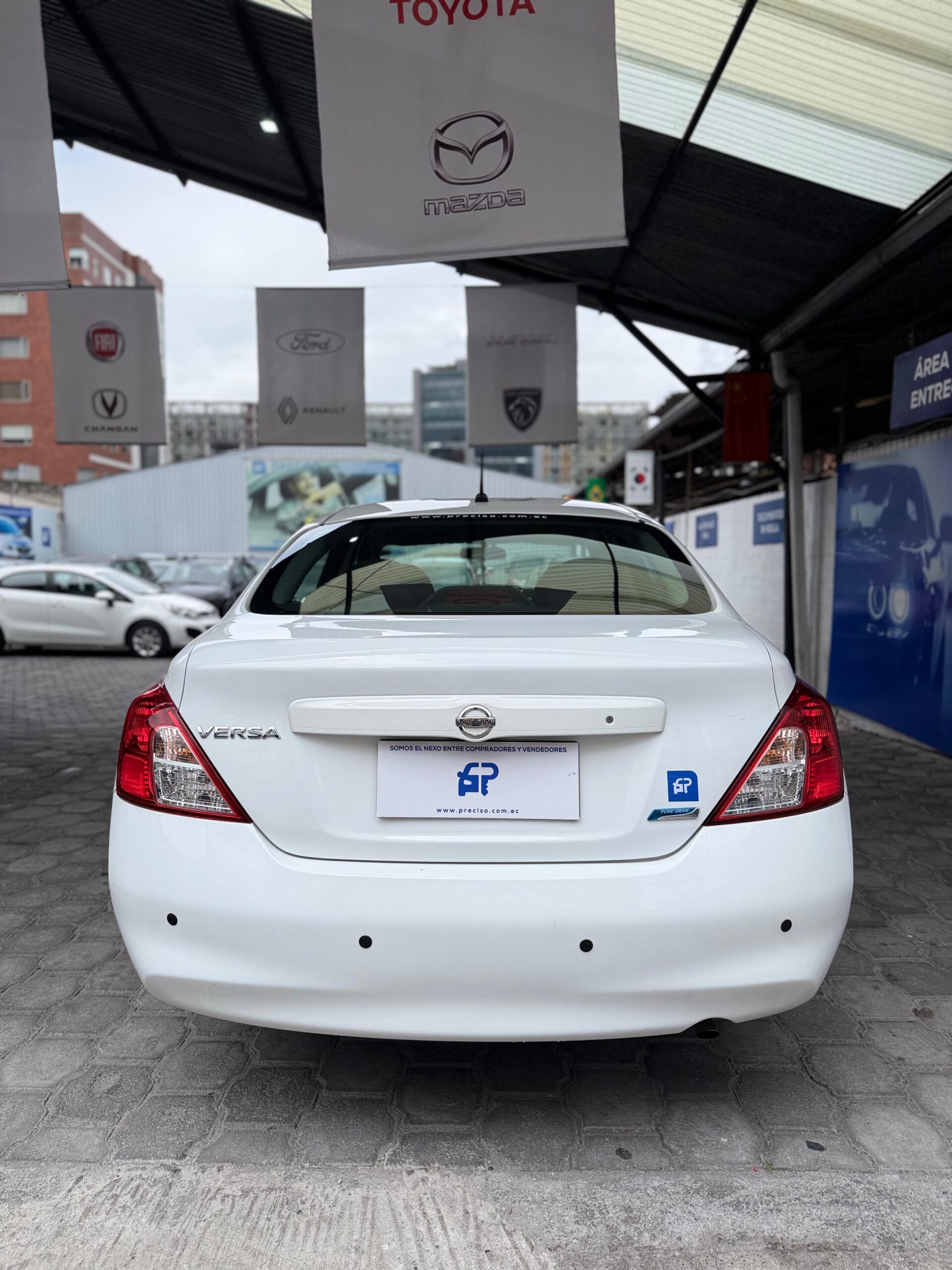 NISSAN – VERSA AC 1.6 5p 4×2 TA