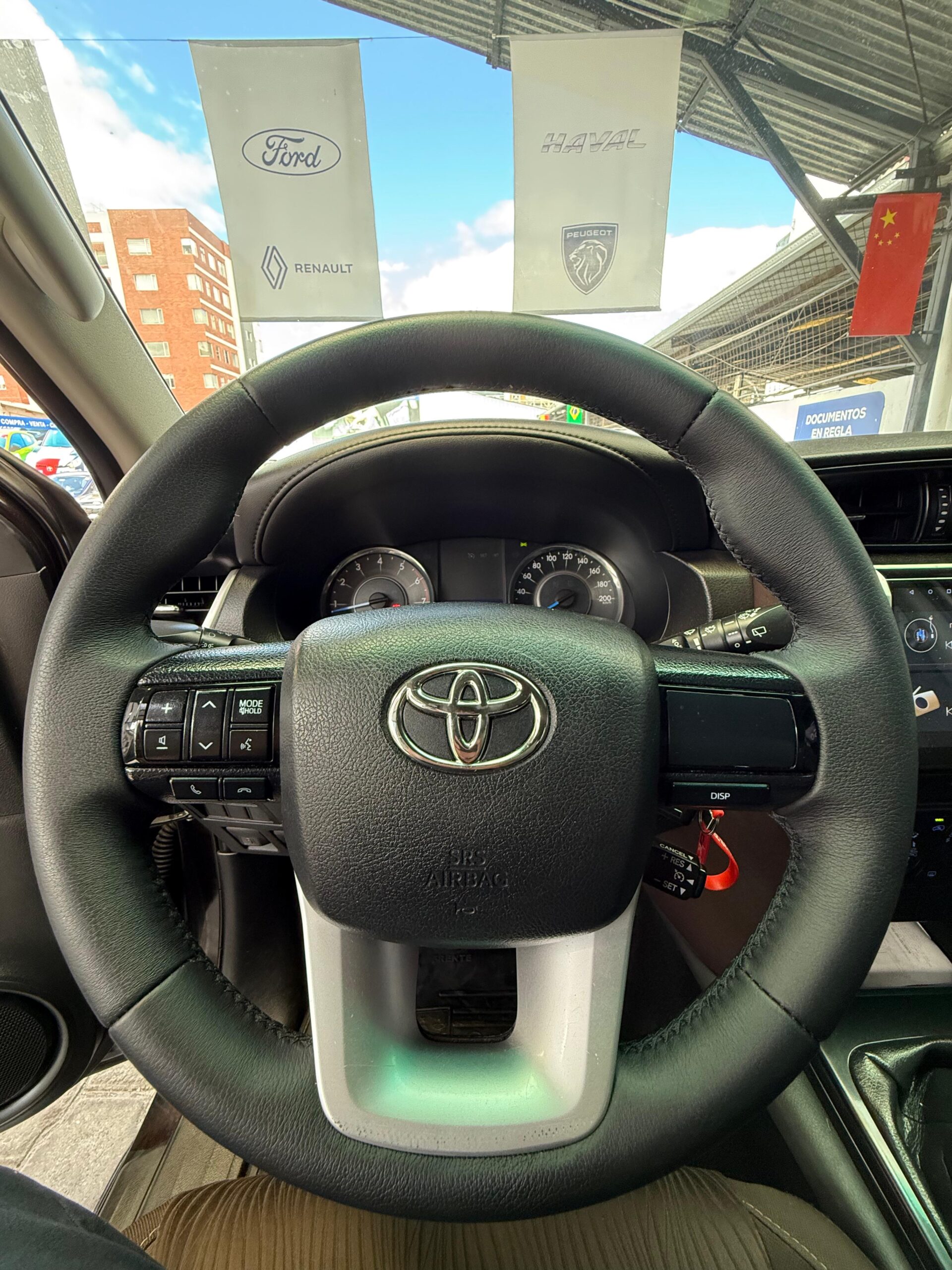 TOYOTA – NEW FORTUNER AC 2.7 4×4 5p TM