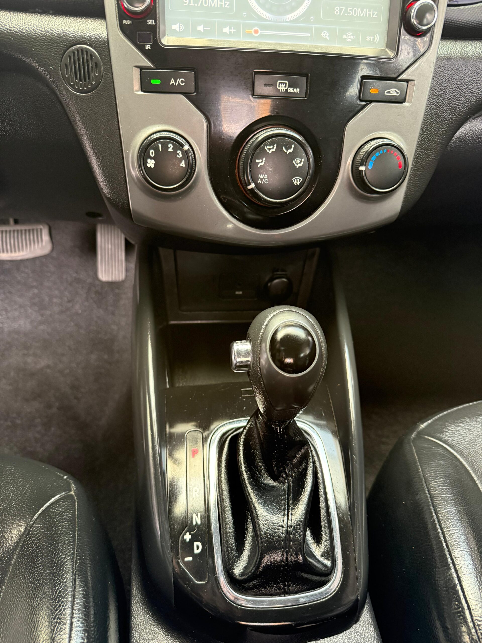 KIA – CERATO LX AC 1.6 5p 4×2 TA