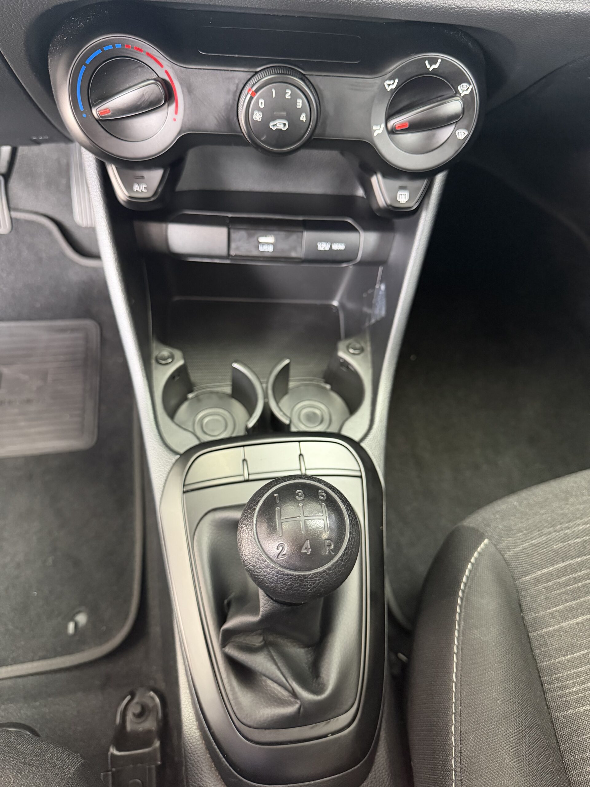 KIA – PICANTO PRO AC 1.0 5P 4×2 TM