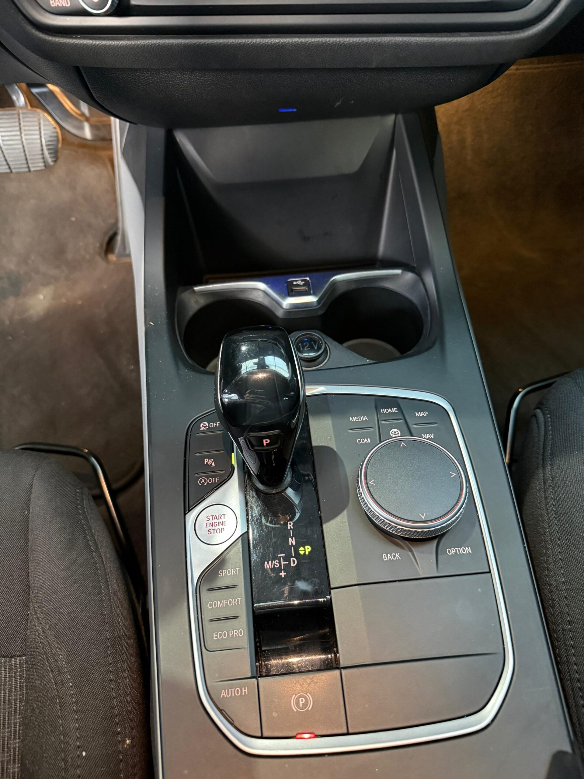 BMW – 218i AC 1.5 5p 4×2 TA