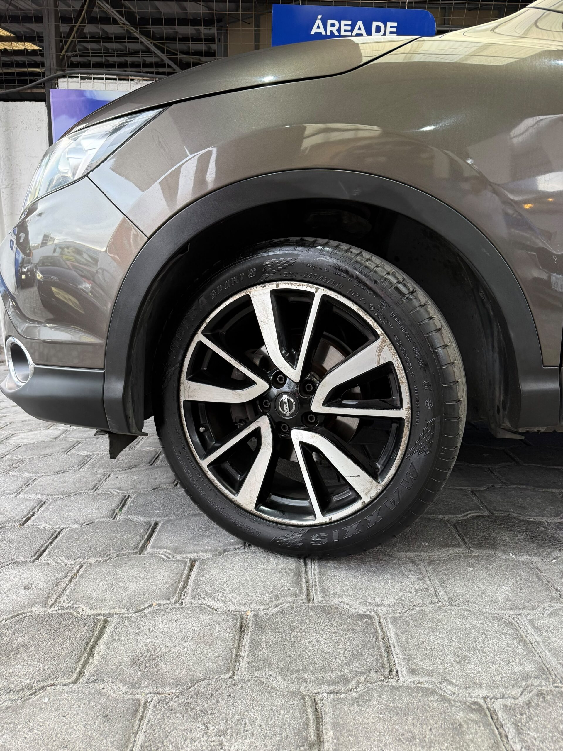 NISSAN – QASHQAI EXCLUSIVE AC 5p 4×4 TA