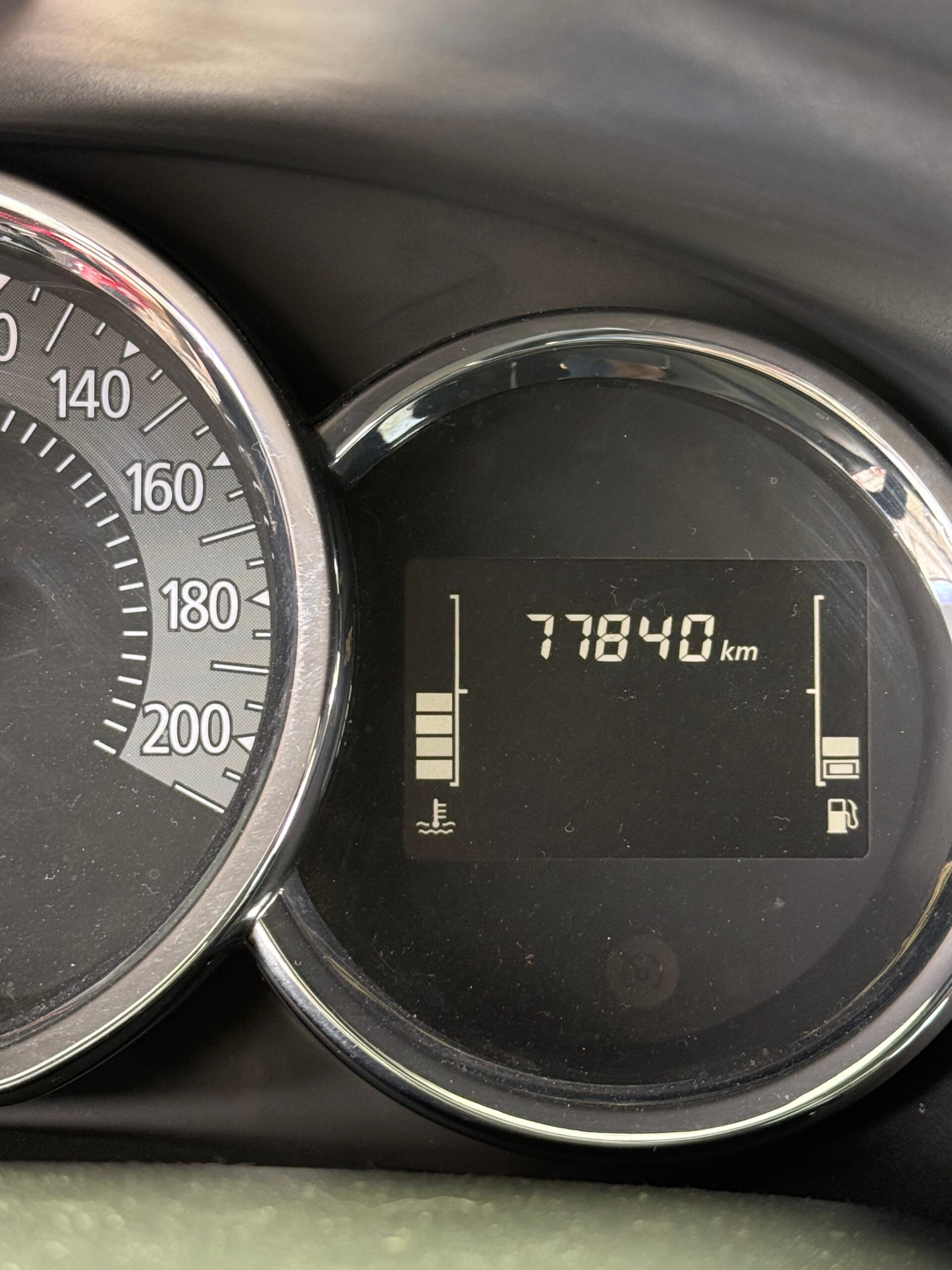 RENAULT – STEPWAY INTENS FASE II AC 1.6 5p 4×2 TM