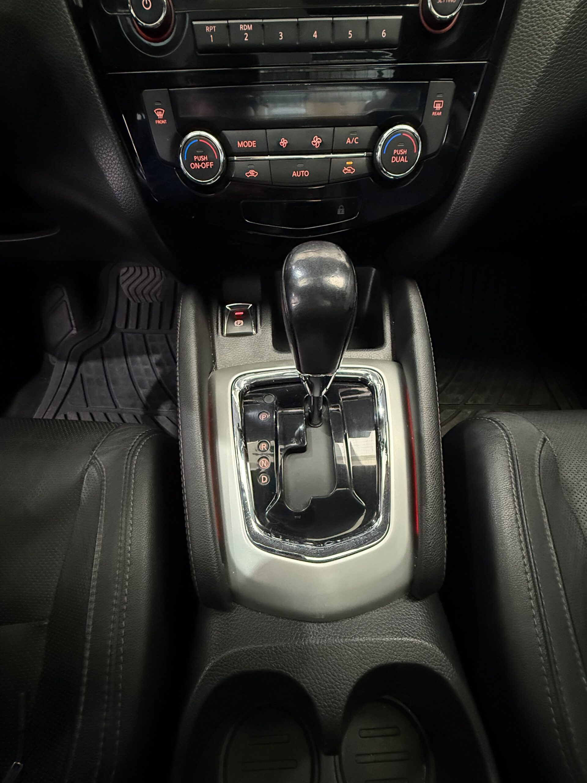 NISSAN – QASHQAI EXCLUSIVE AC 5p 4×4 TA