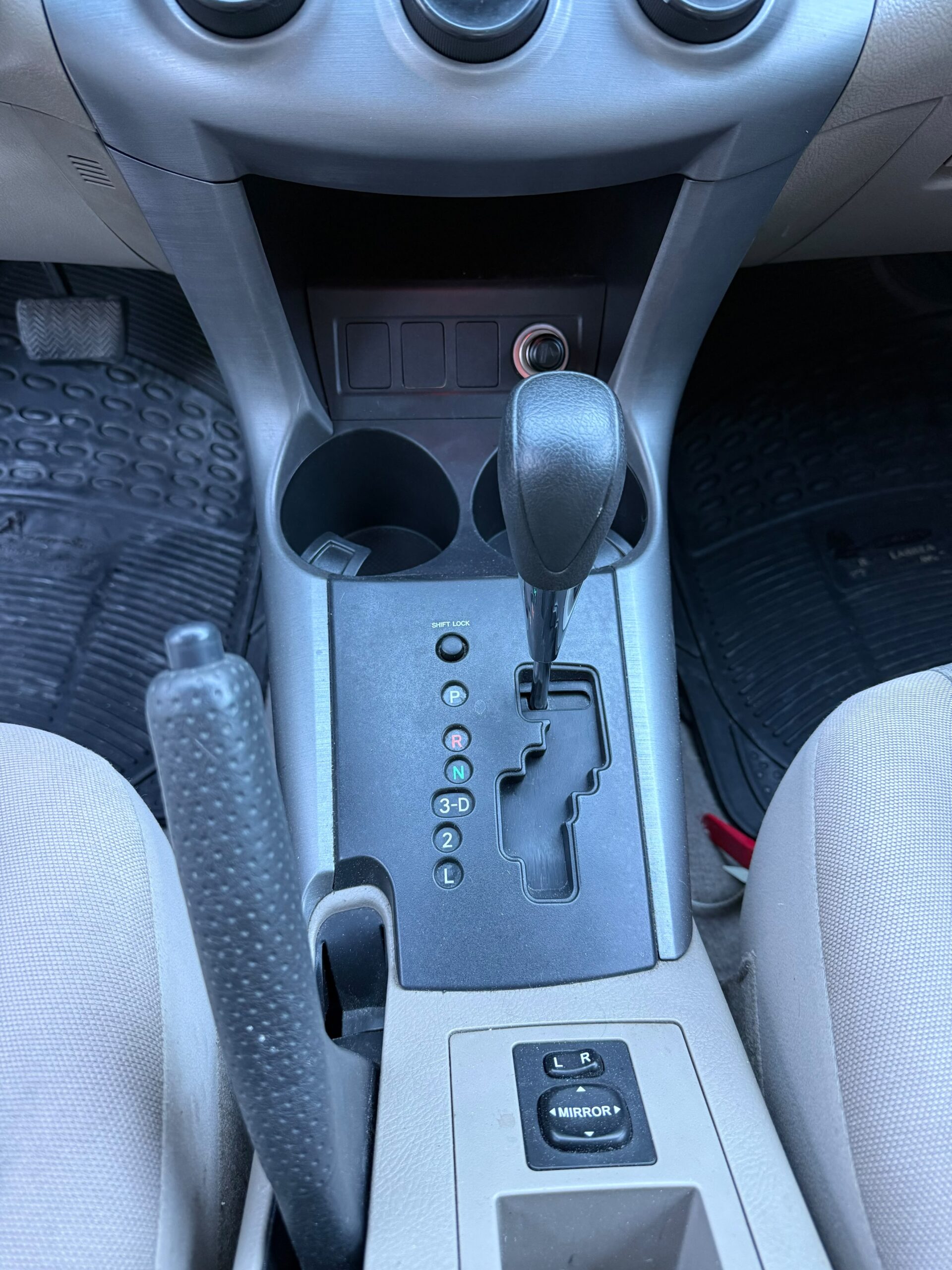 TOYOTA – RAV4 AC 2.4 5p 4×2 TA