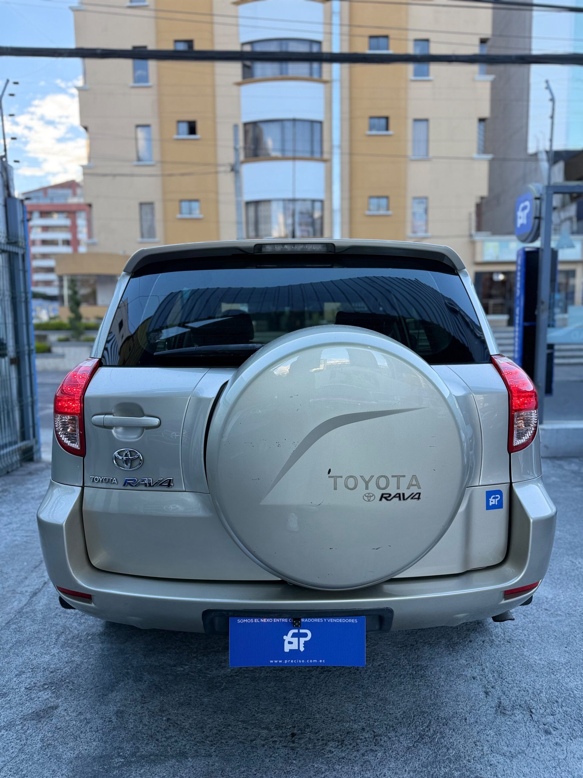 TOYOTA – RAV4 AC 2.4 5p 4×2 TA