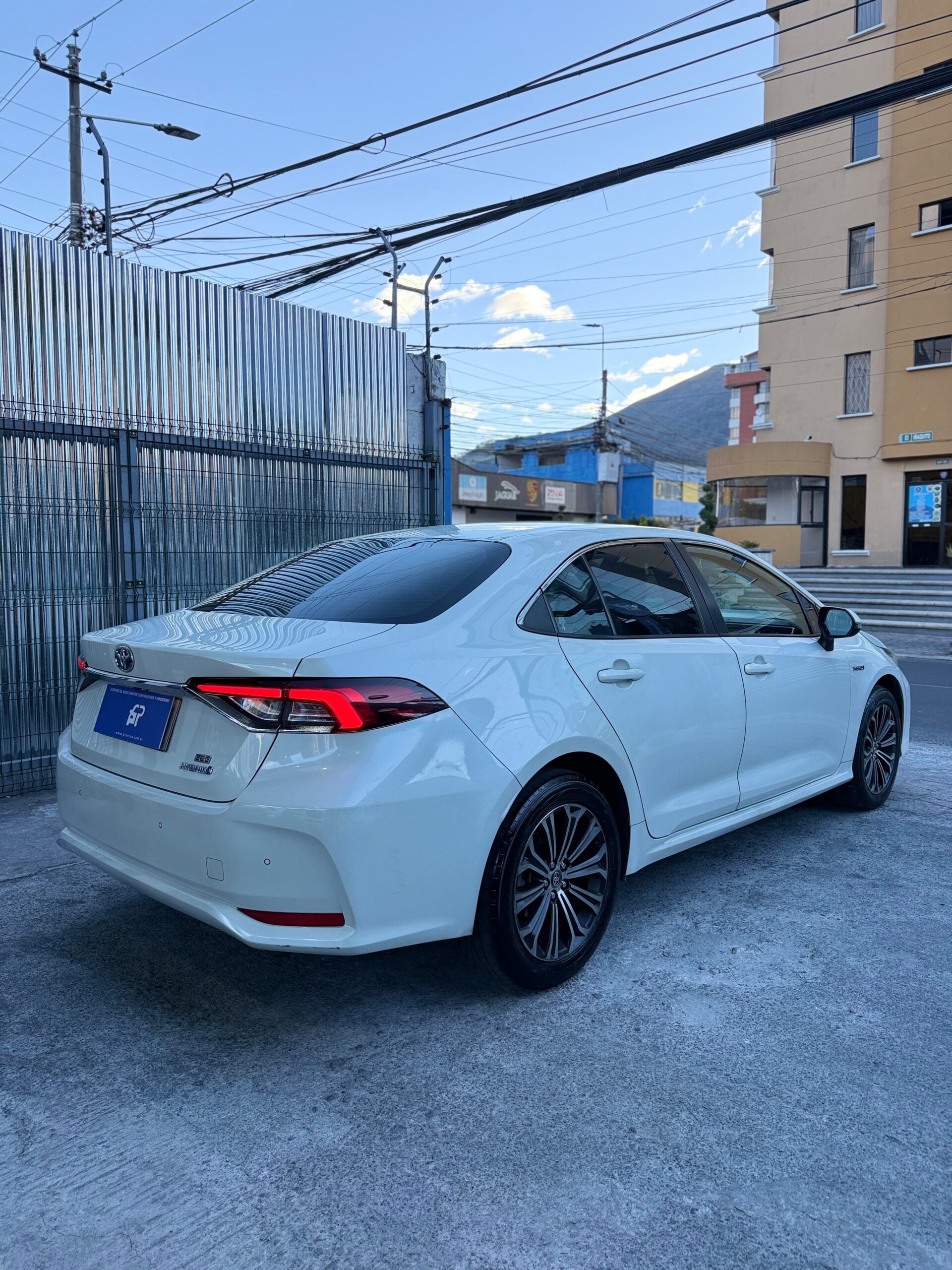 TOYOTA – COROLLA HV SEG AC 1.8 5p 4×2 TA