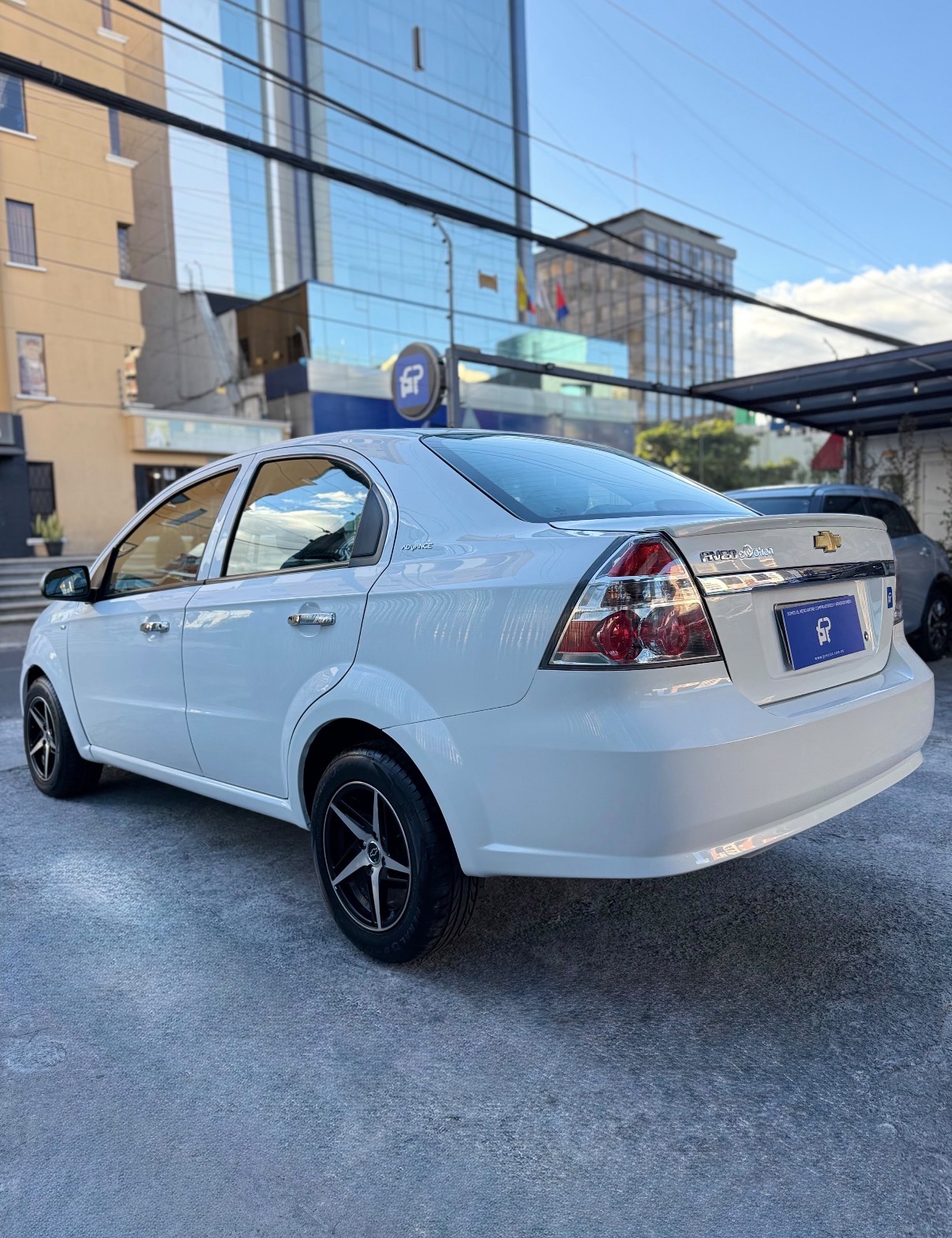 CHEVROLET – AVEO EMOTION GLS ADVANCE AC 1.6 5p 4×2 TM