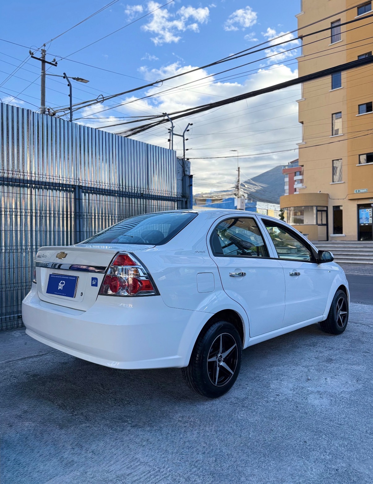CHEVROLET – AVEO EMOTION GLS ADVANCE AC 1.6 5p 4×2 TM