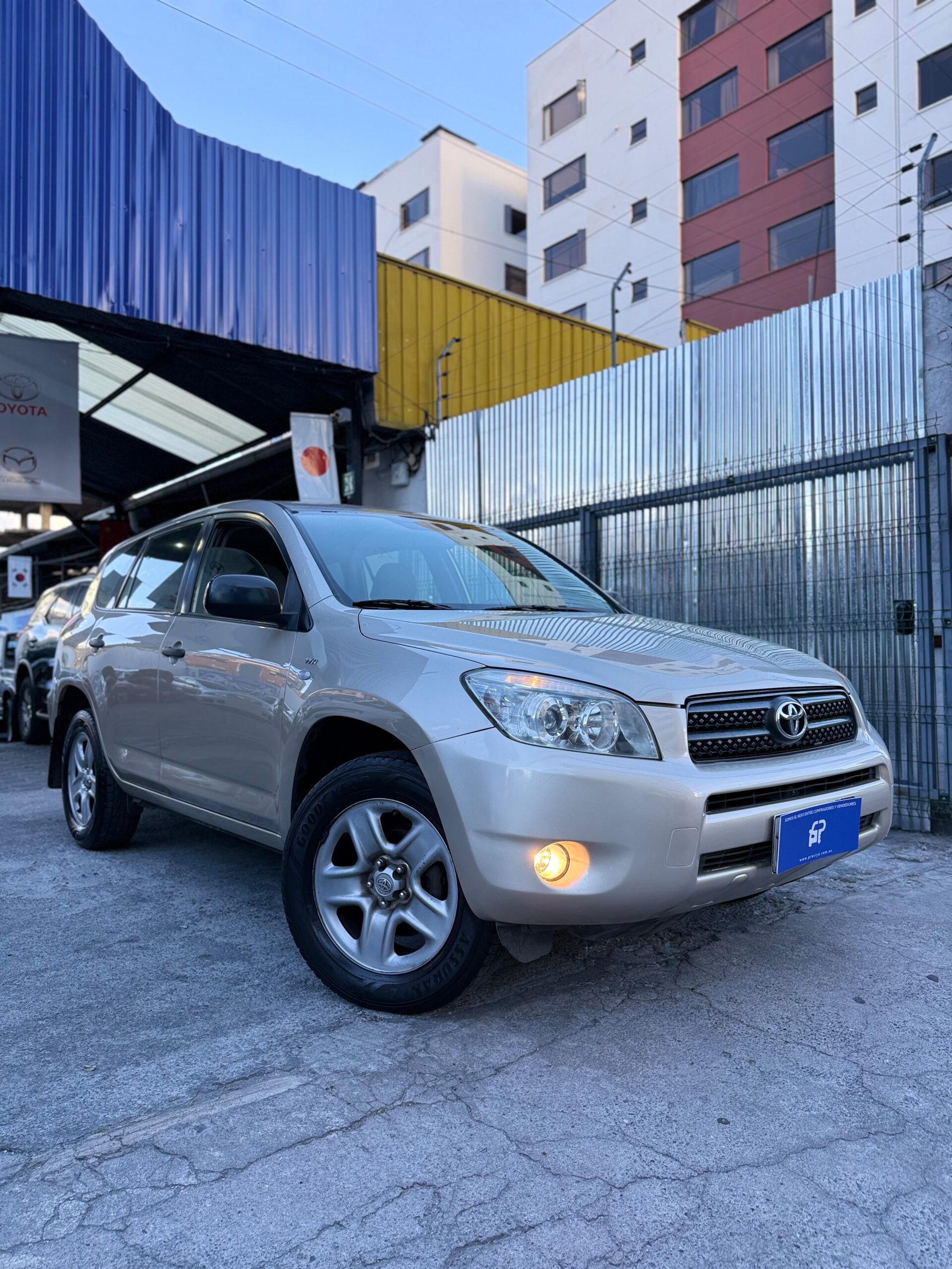 TOYOTA – RAV4 AC 2.4 5p 4×2 TA