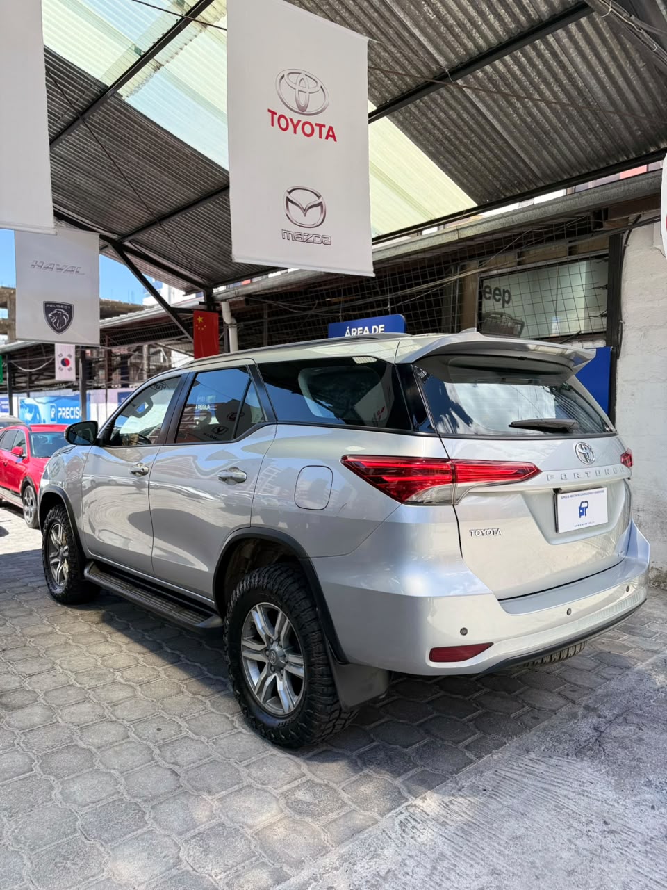 TOYOTA – FORTUNER AC 2.7 5p 4×4 TM