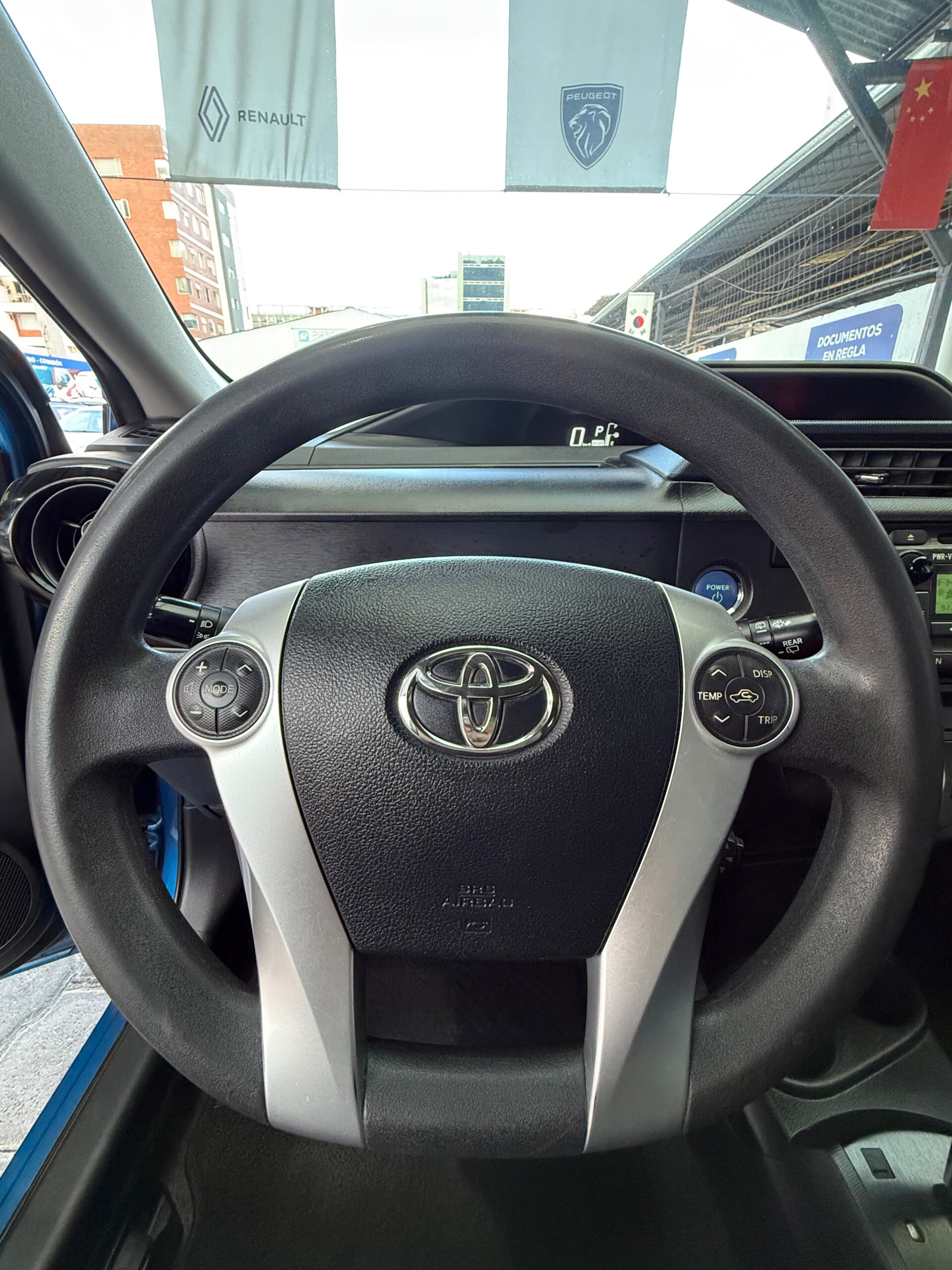 TOYOTA – PRIUS C SPORT AC 1.5 5p 4×2 TA