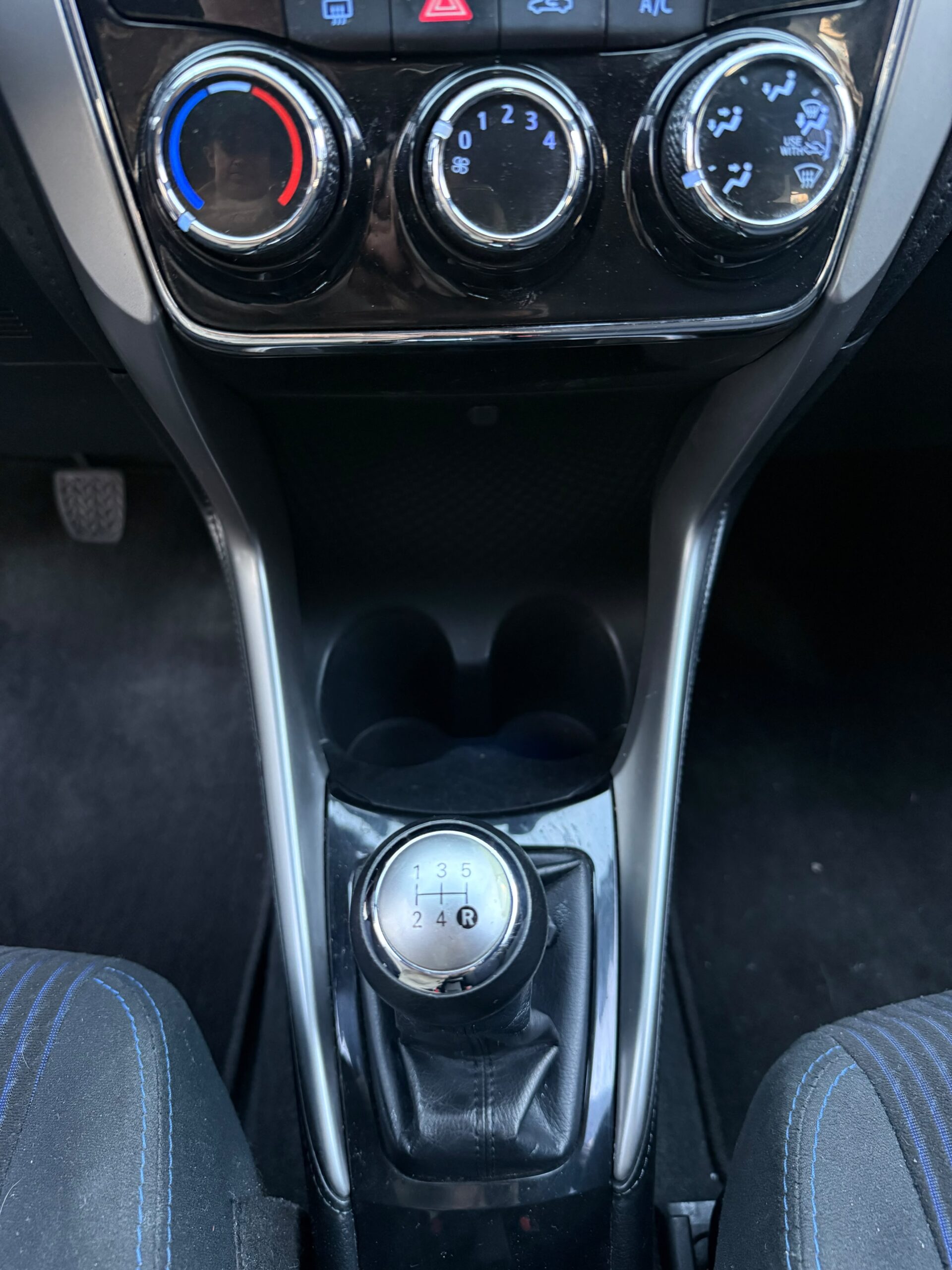 TOYOTA – YARIS HB AC 1.5 5p 4×2 TM