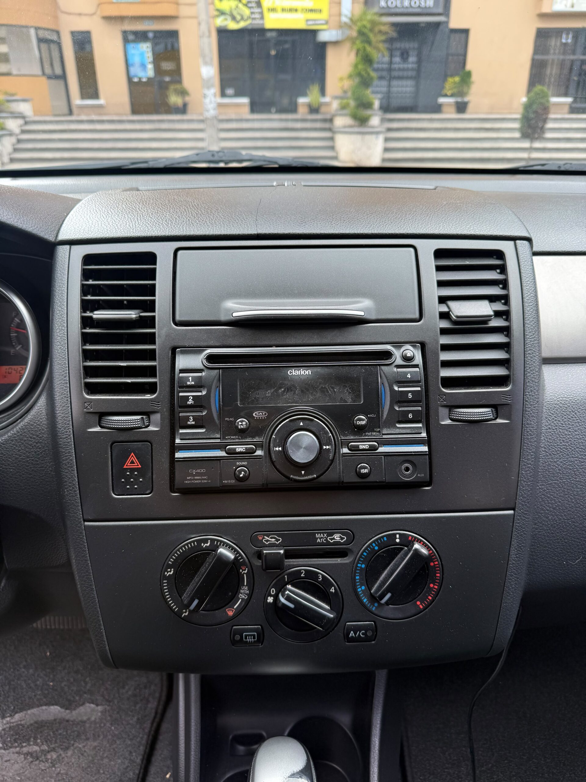 NISSAN – TIIDA HB AC 1.6 5p 4×2 TA