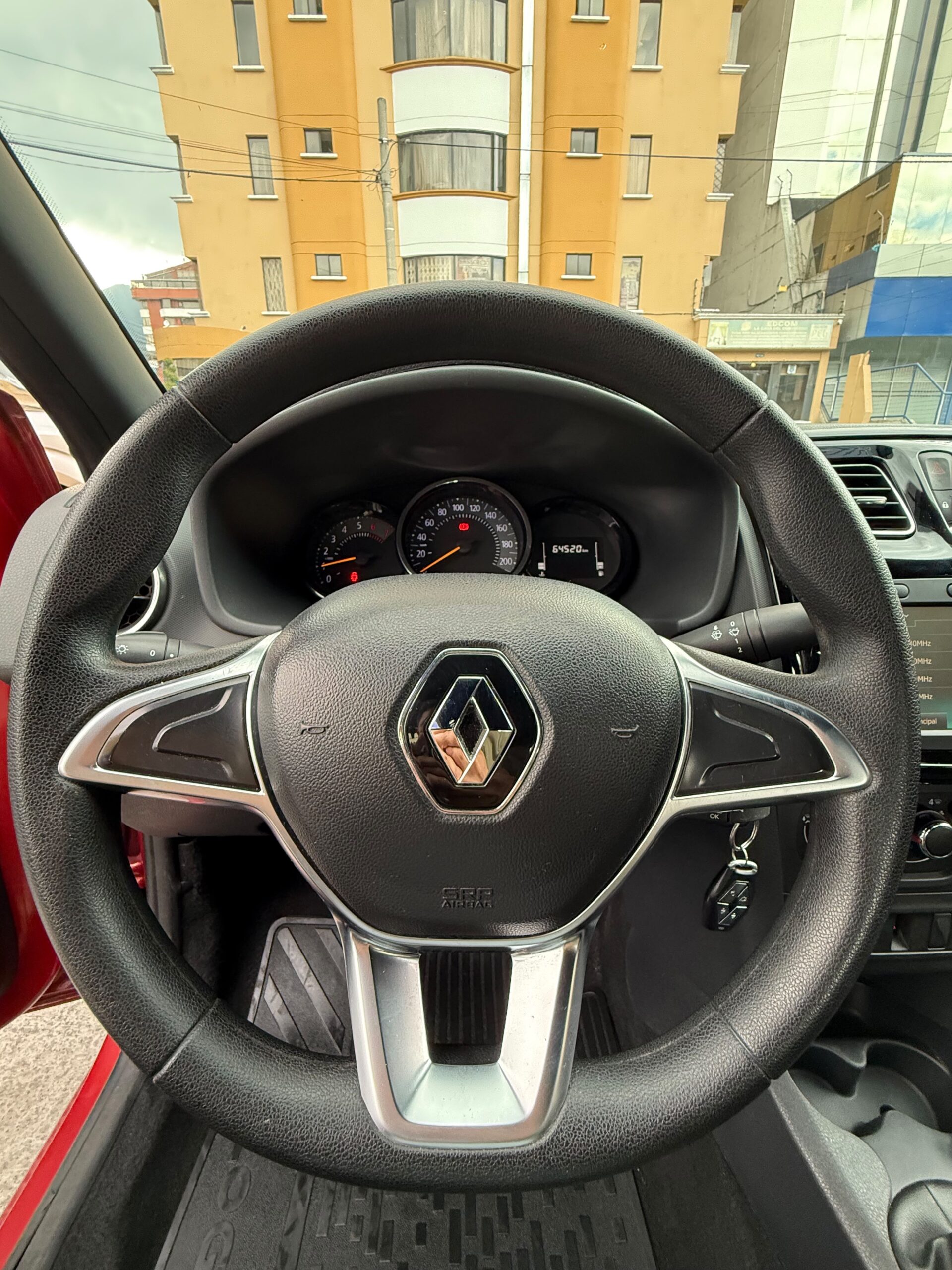 RENAULT – LOGAN ZEN AC 1.6 5p 4×2 TM