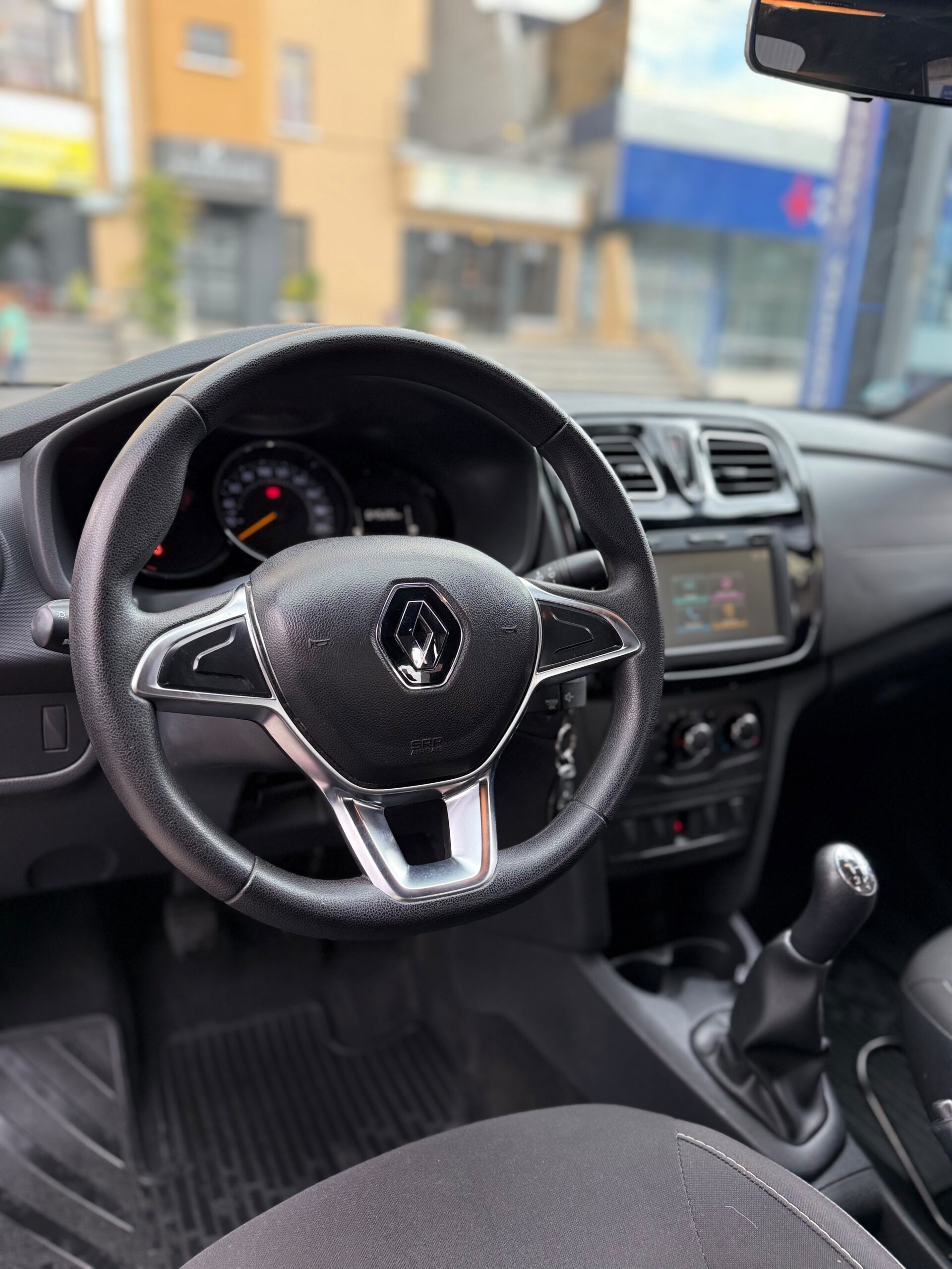 RENAULT – LOGAN ZEN AC 1.6 5p 4×2 TM