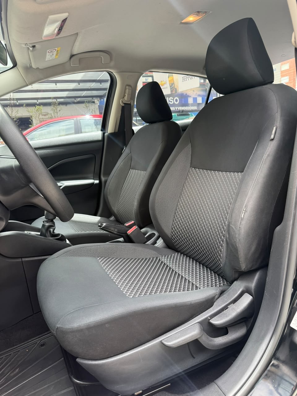 NISSAN – VERSA SENSE AC 1.6 5p 4×2 TM