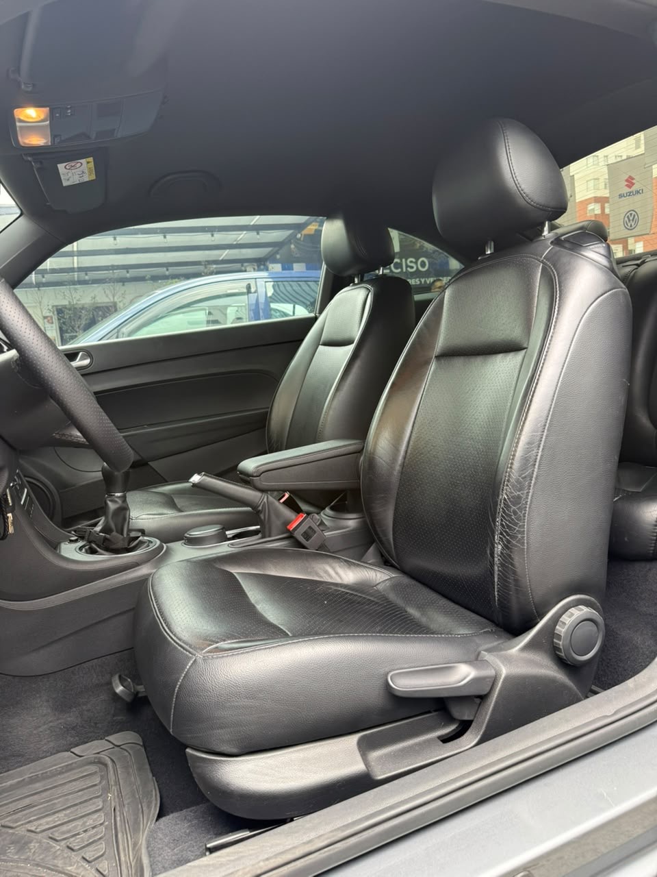 VOLKSWAGEN – NEW BEETLE AC 2.5 3p 4×2 TM