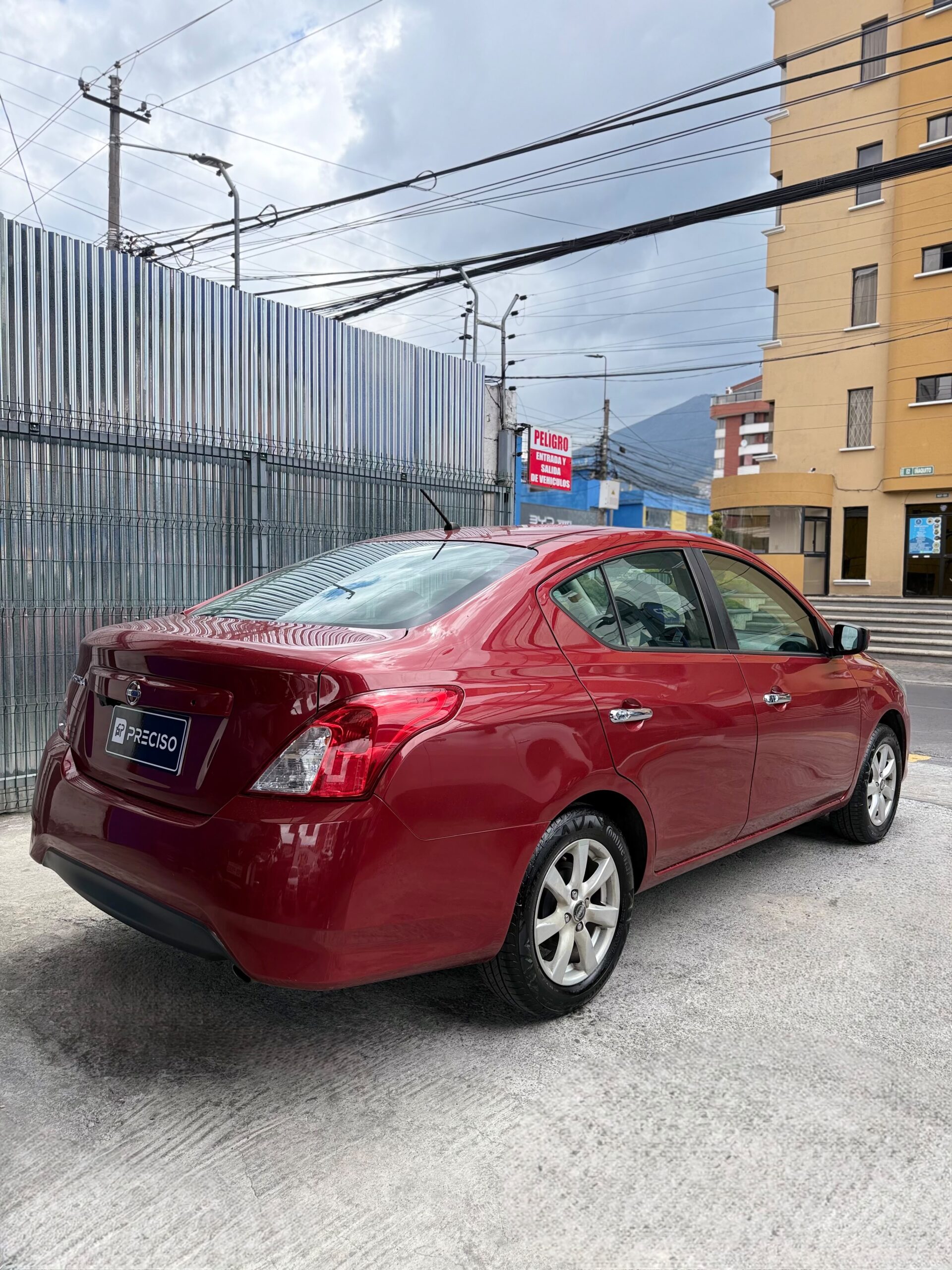 NISSAN – VERSA AC 1.6 5p 4×2 TM