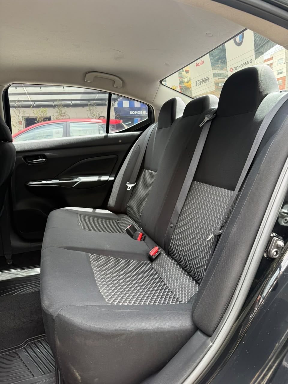 NISSAN – VERSA SENSE AC 1.6 5p 4×2 TM