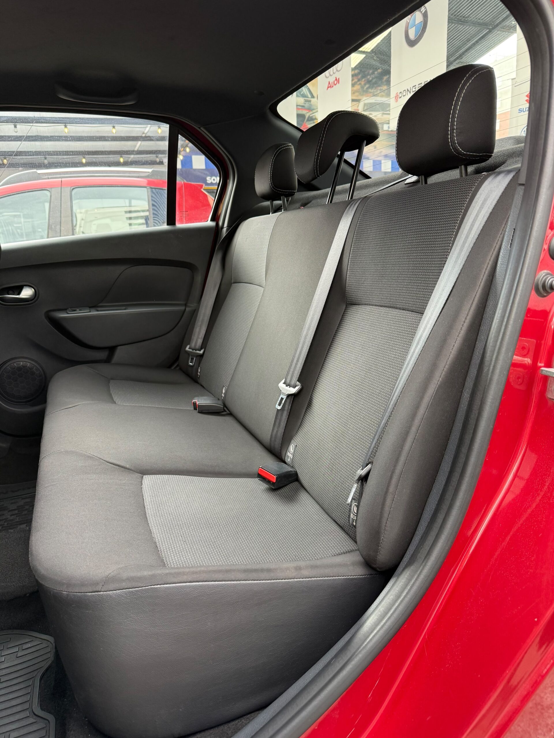 RENAULT – LOGAN ZEN AC 1.6 5p 4×2 TM