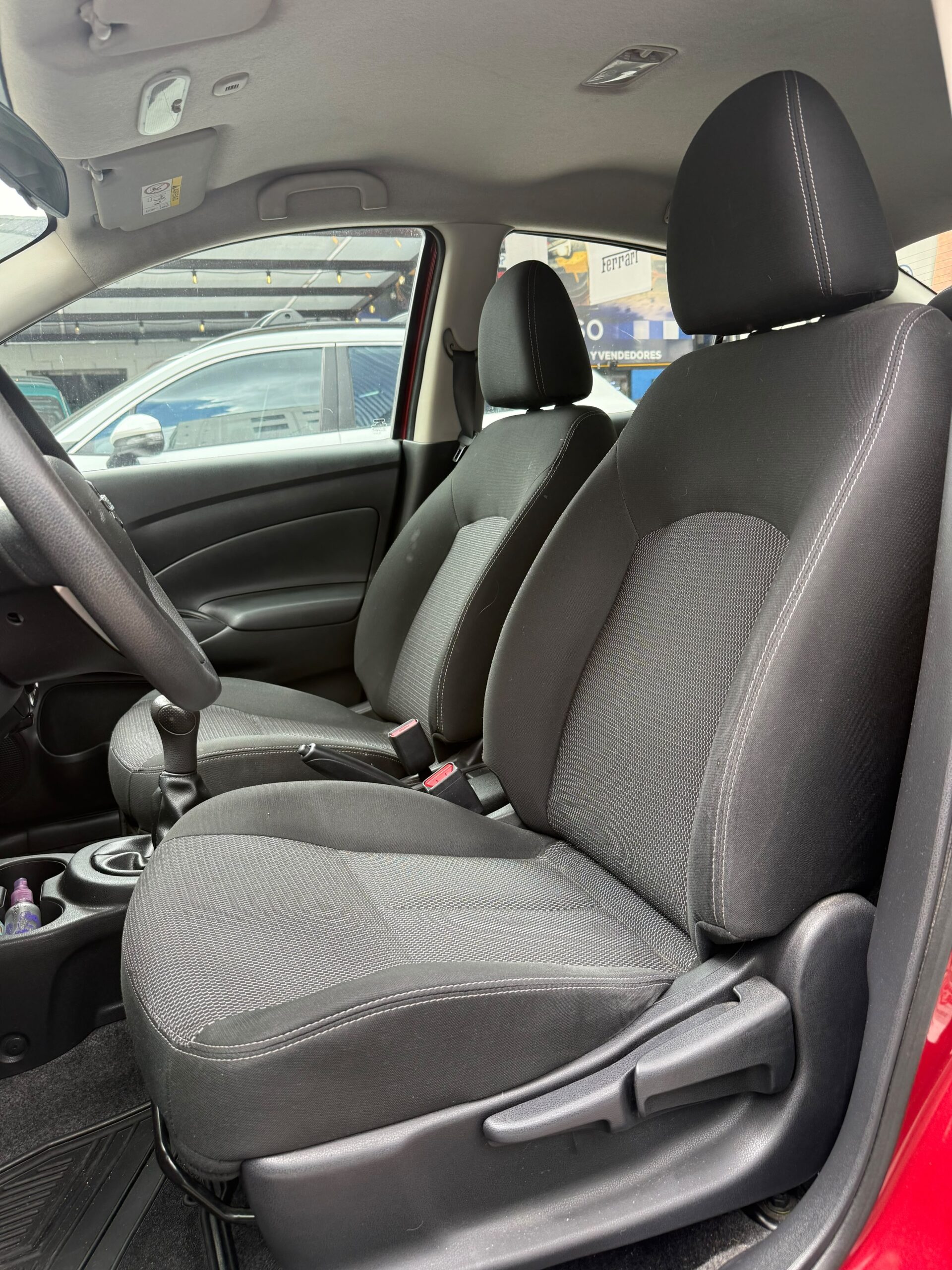 NISSAN – VERSA AC 1.6 5p 4×2 TM