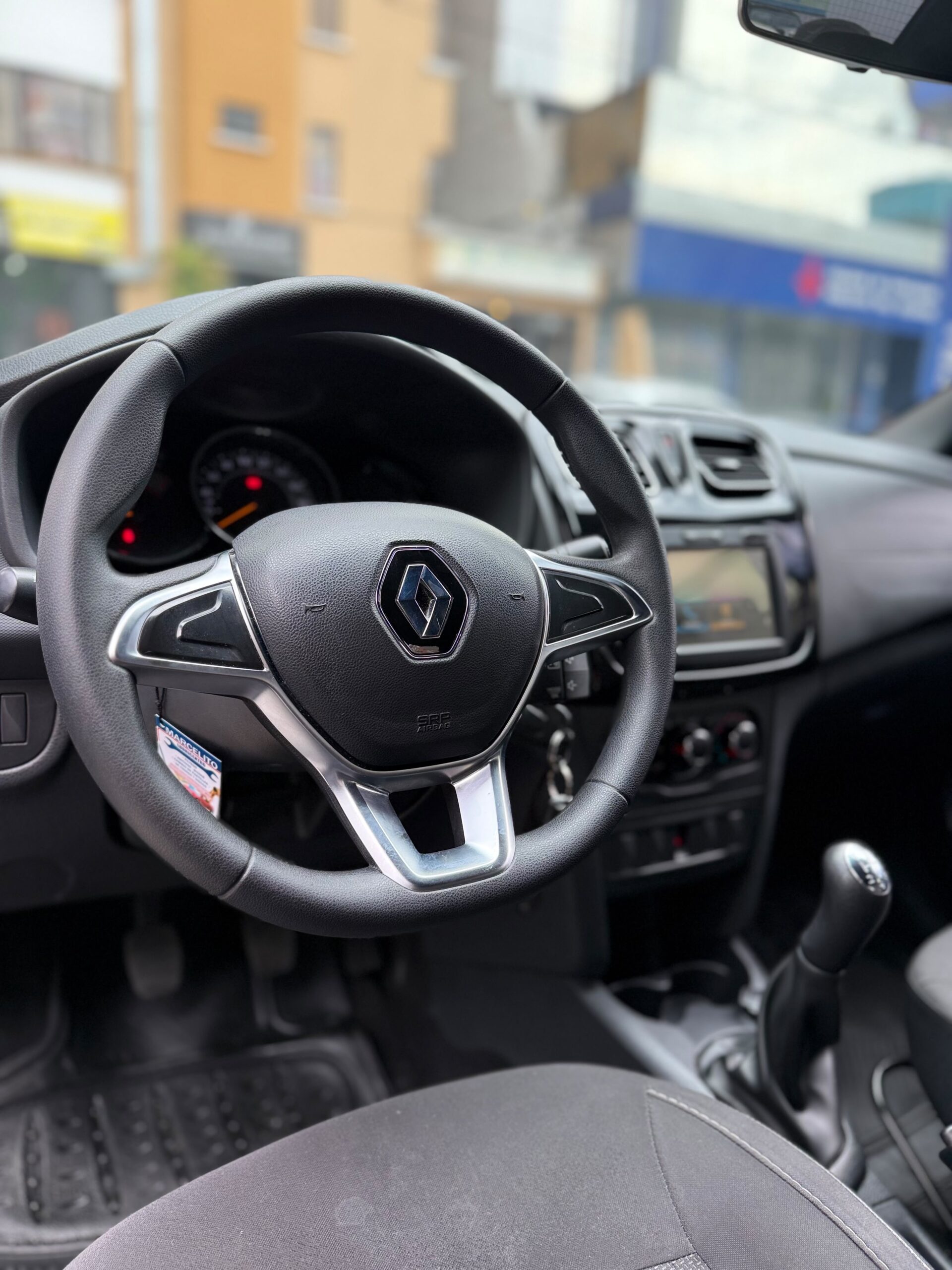 RENAULT – LOGAN ZEN AC 1.6 5p 4×2 TM