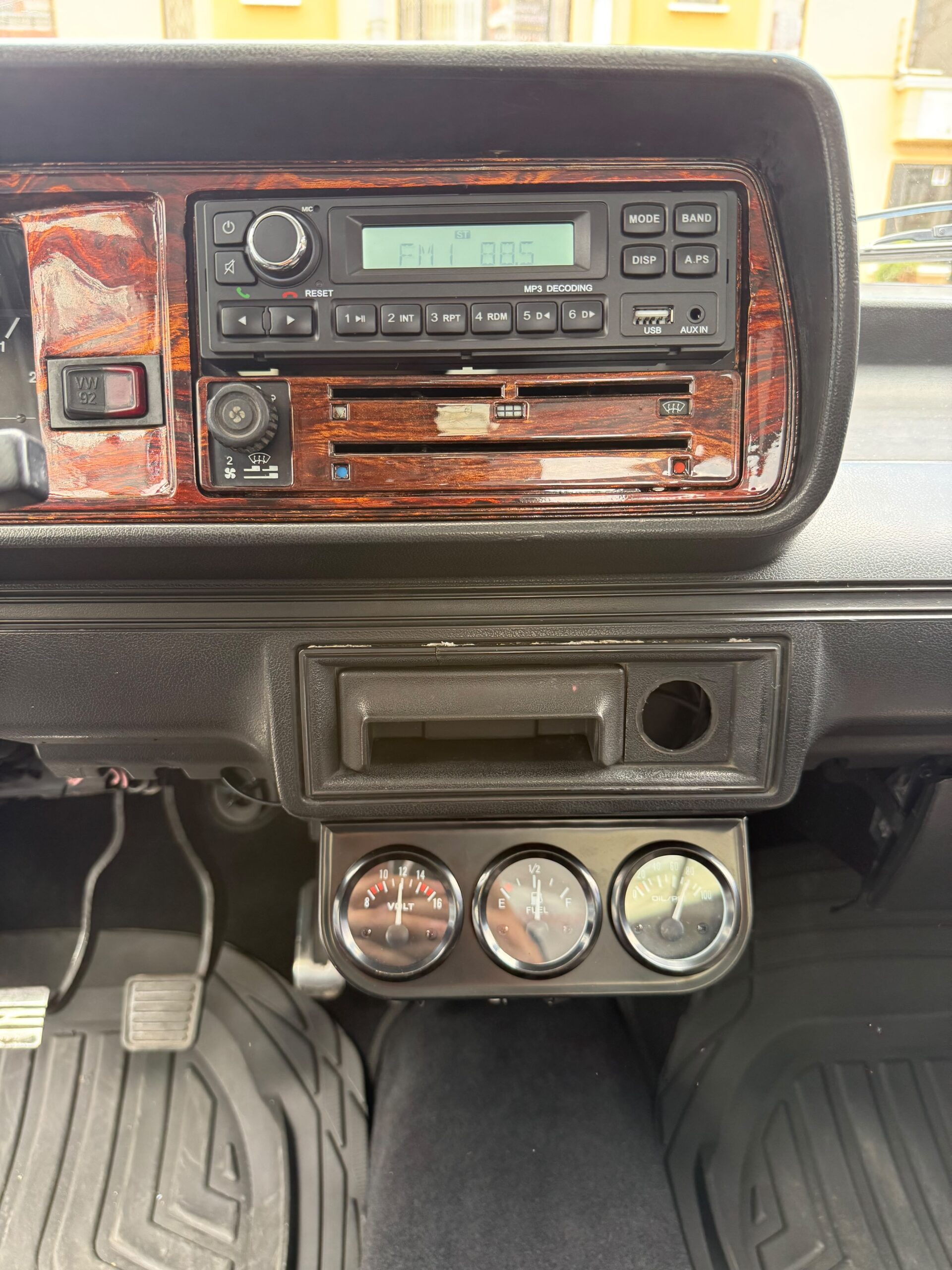 VOLKSWAGEN – CADDY 1.6 3p 4×2 TM