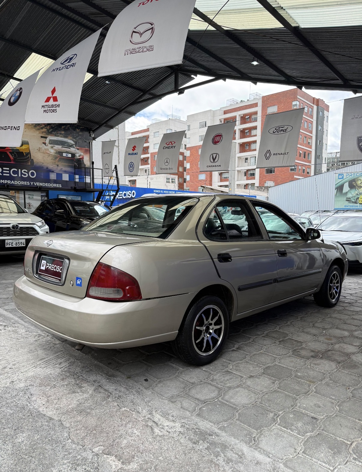 NISSAN – SENTRA 1.8 5p 4×2 TM