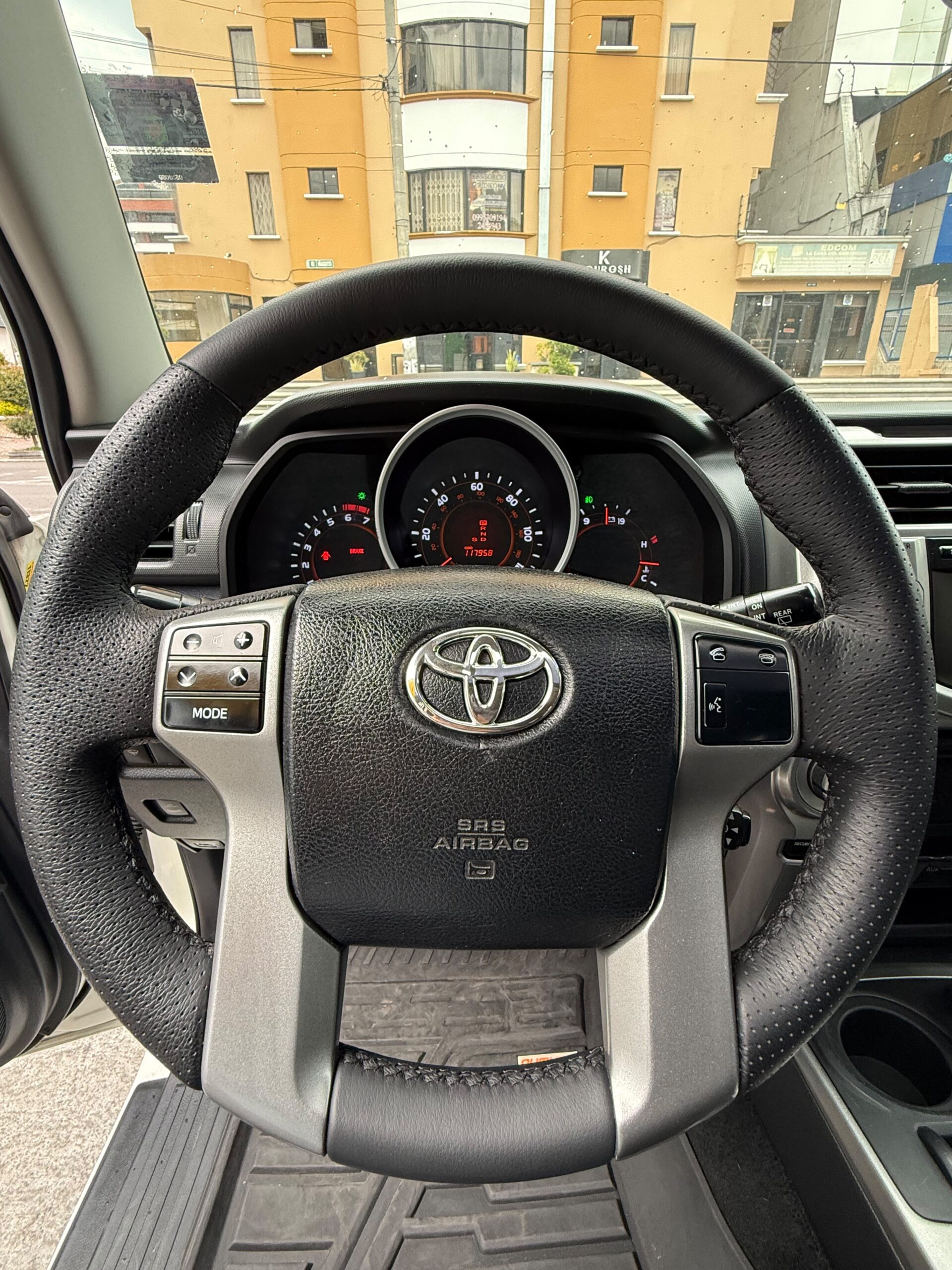 TOYOTA – 4RUNNER LIMITED AC 4.0 5p 4×4 TA