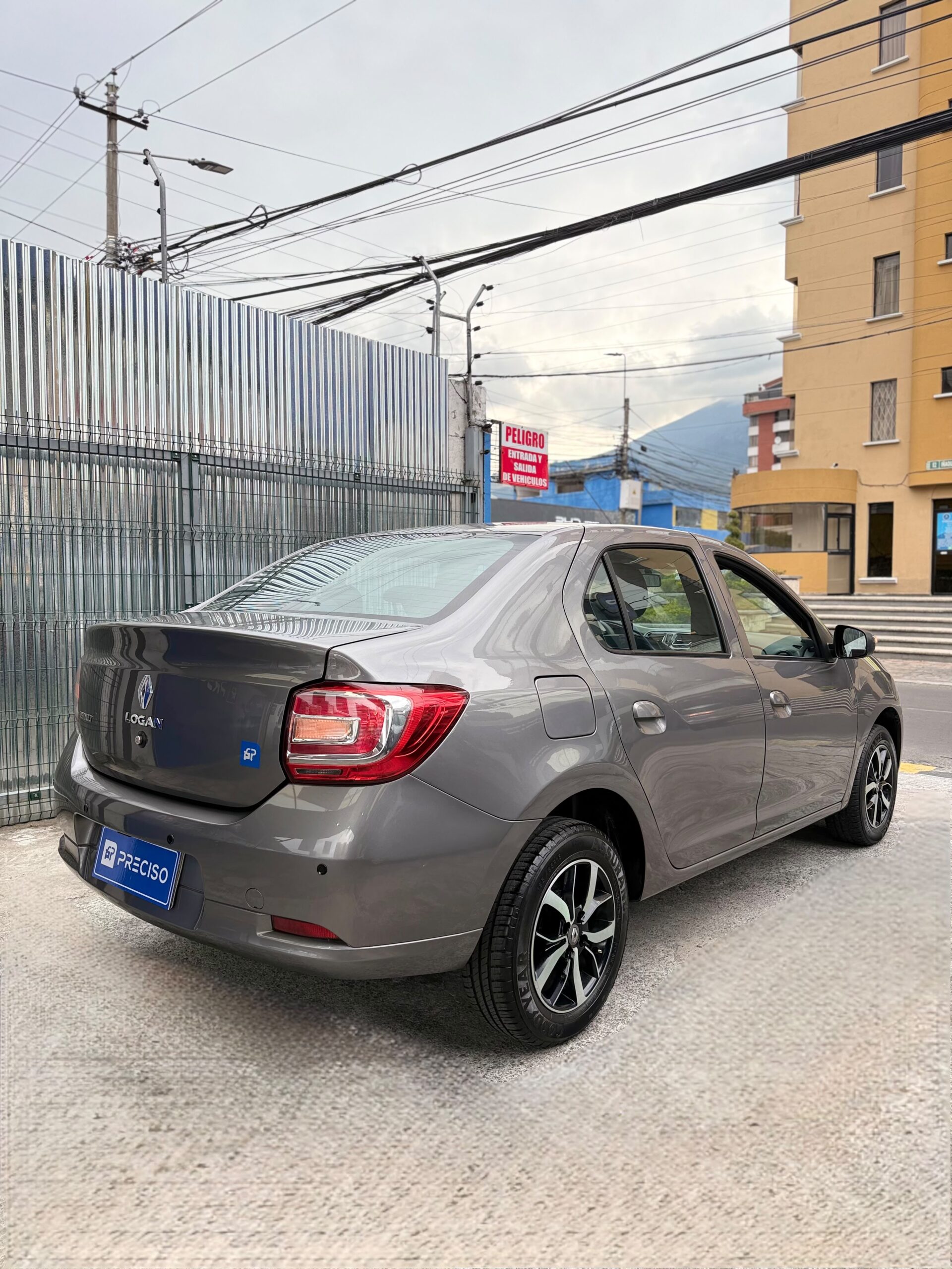 RENAULT – LOGAN ZEN AC 1.6 5p 4×2 TM